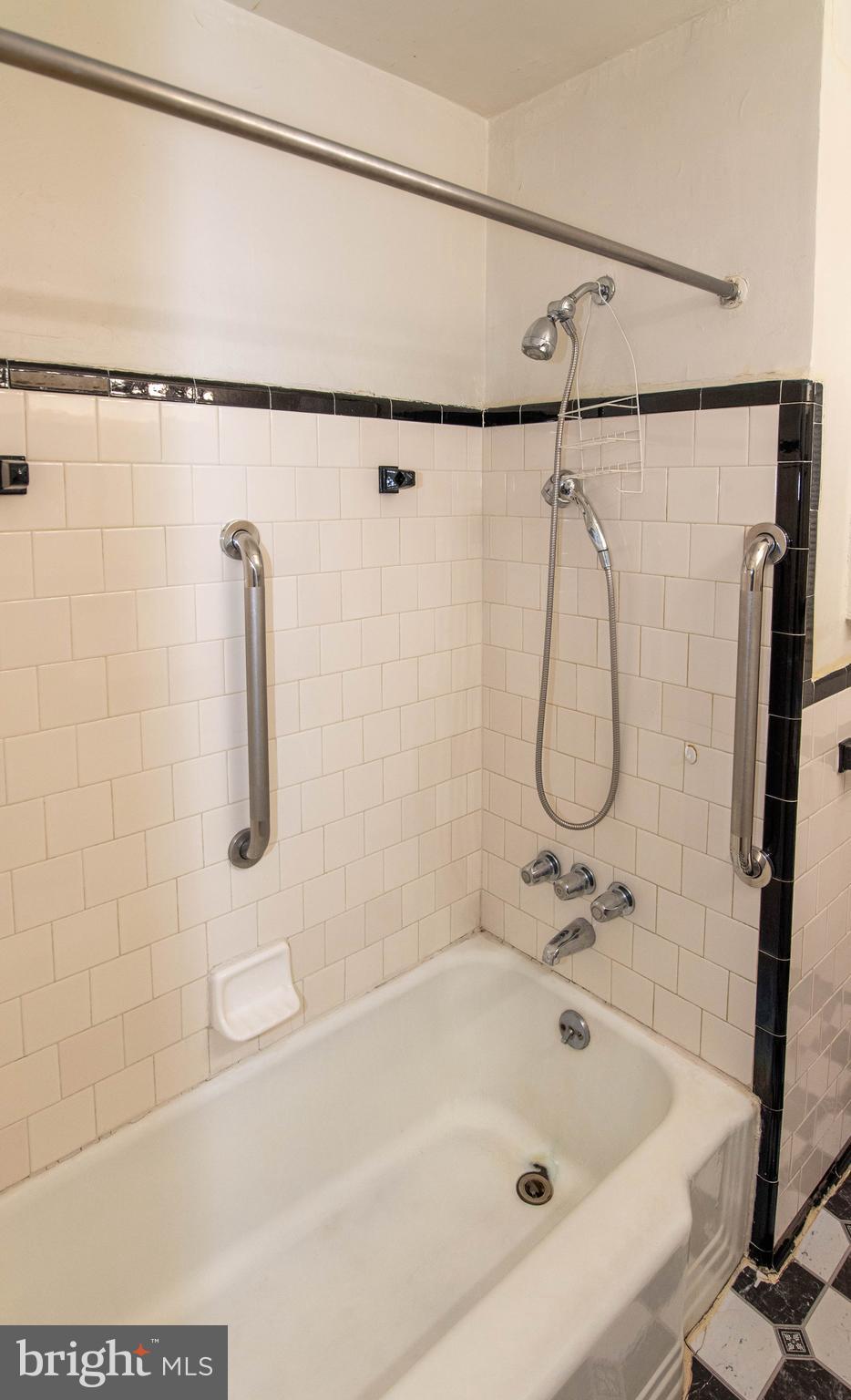 GWYNN OAK - Residential