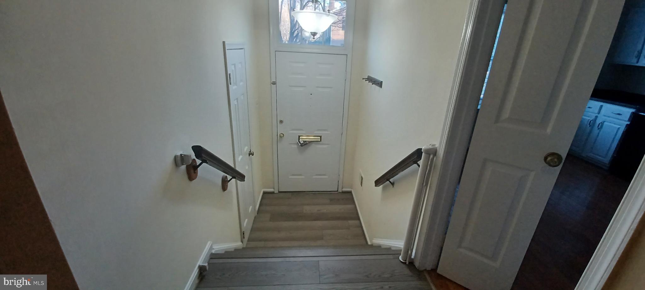 STONEHURST - Residential Lease