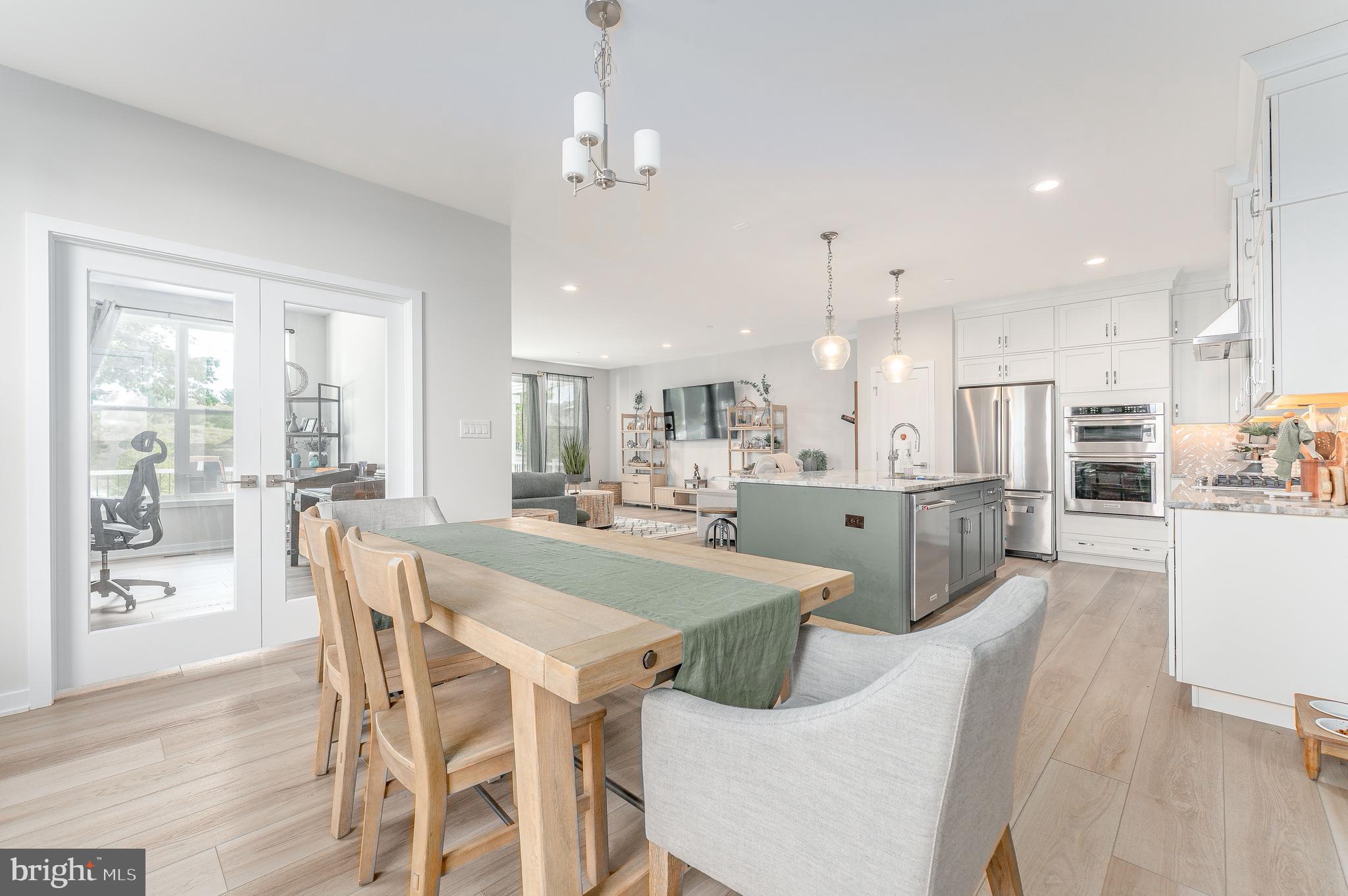 FRANKLIN STATION - Residential