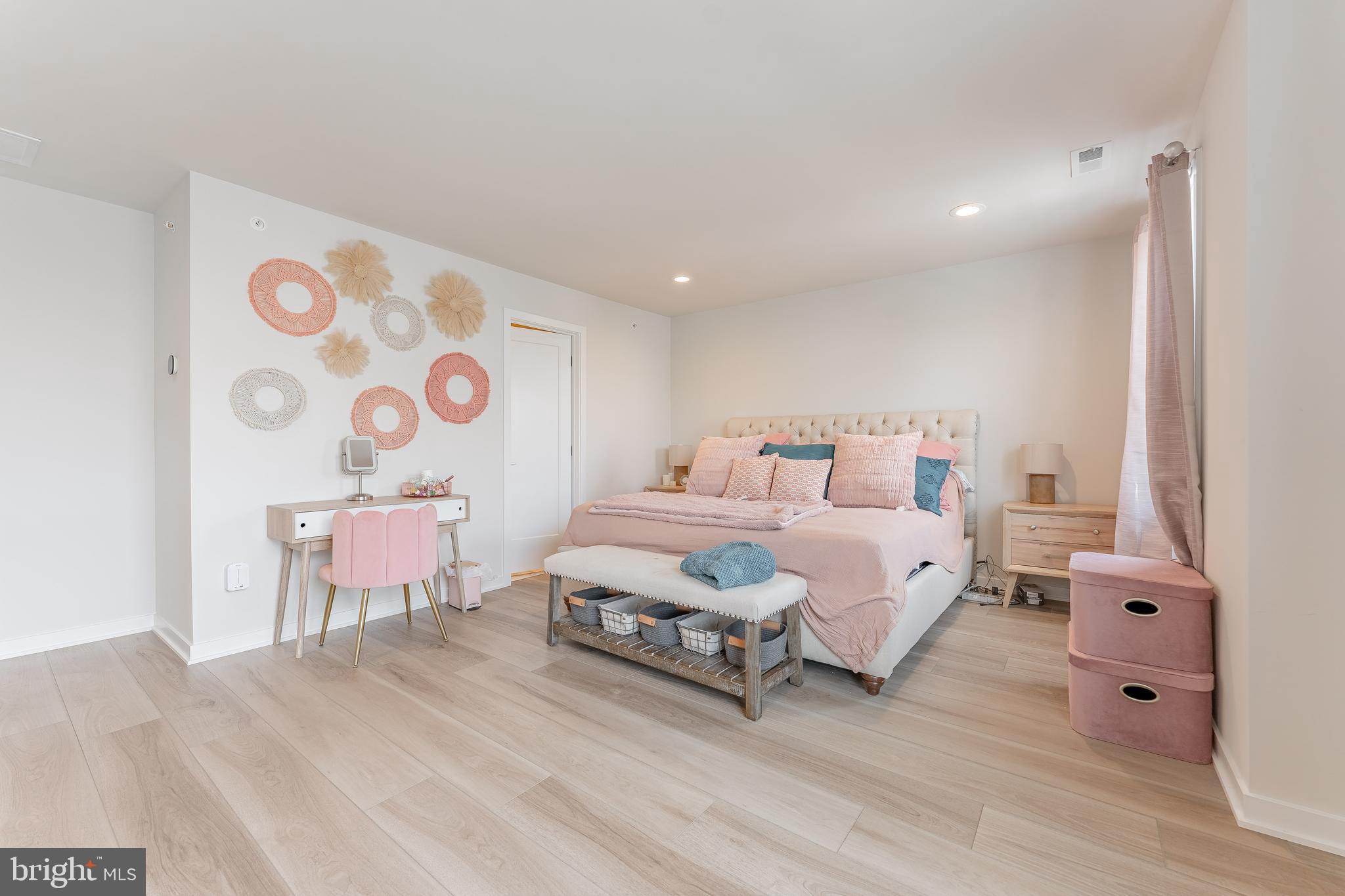 FRANKLIN STATION - Residential