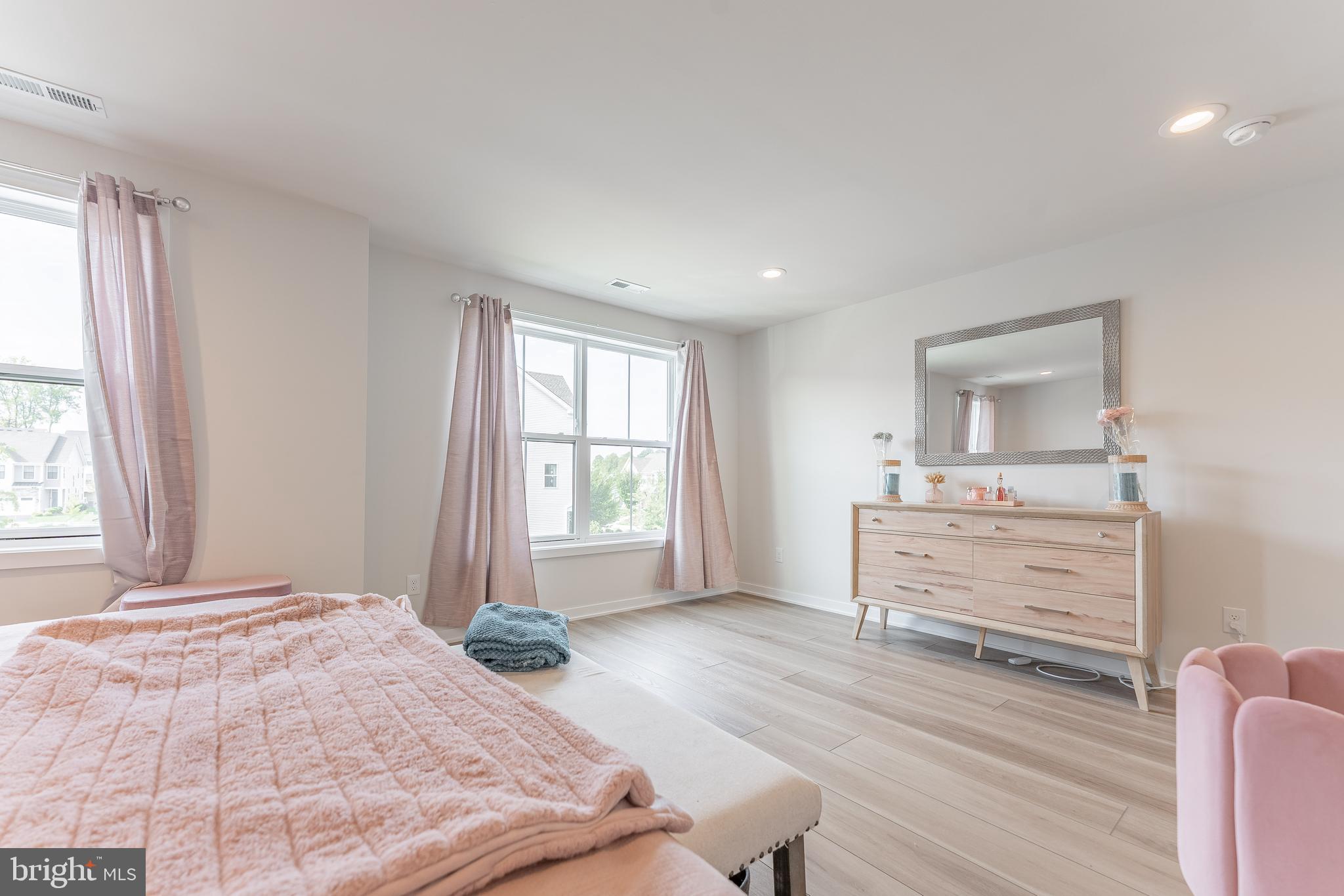 FRANKLIN STATION - Residential