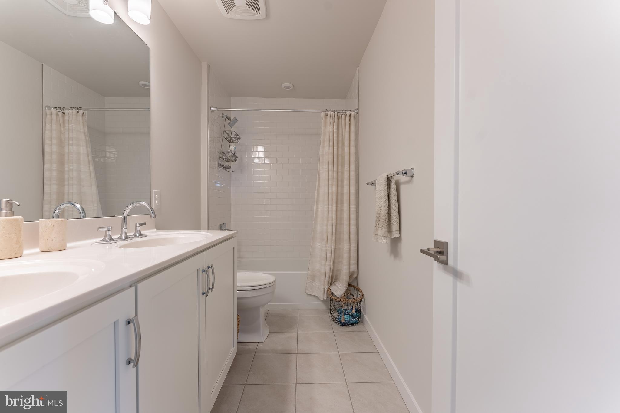 FRANKLIN STATION - Residential