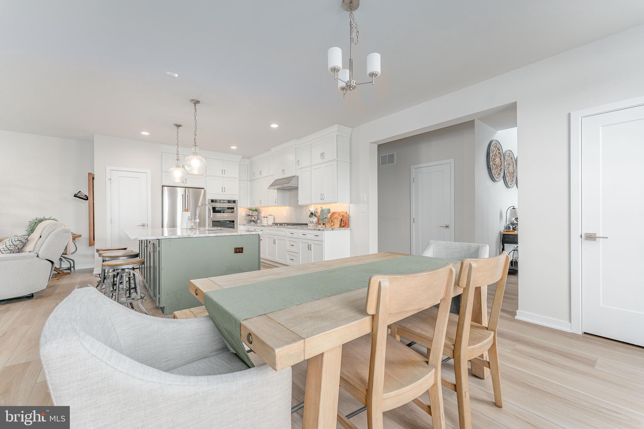 FRANKLIN STATION - Residential