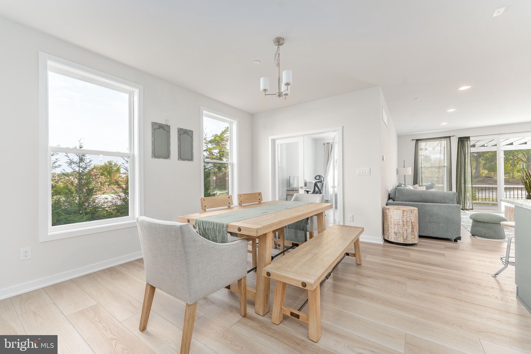 FRANKLIN STATION - Residential