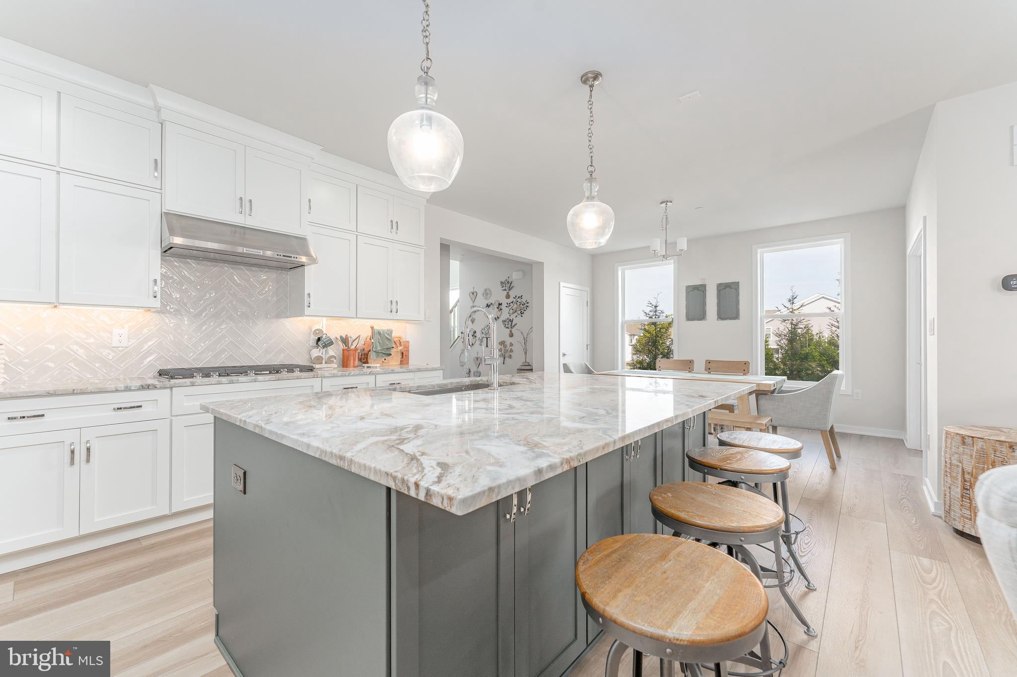 FRANKLIN STATION - Residential