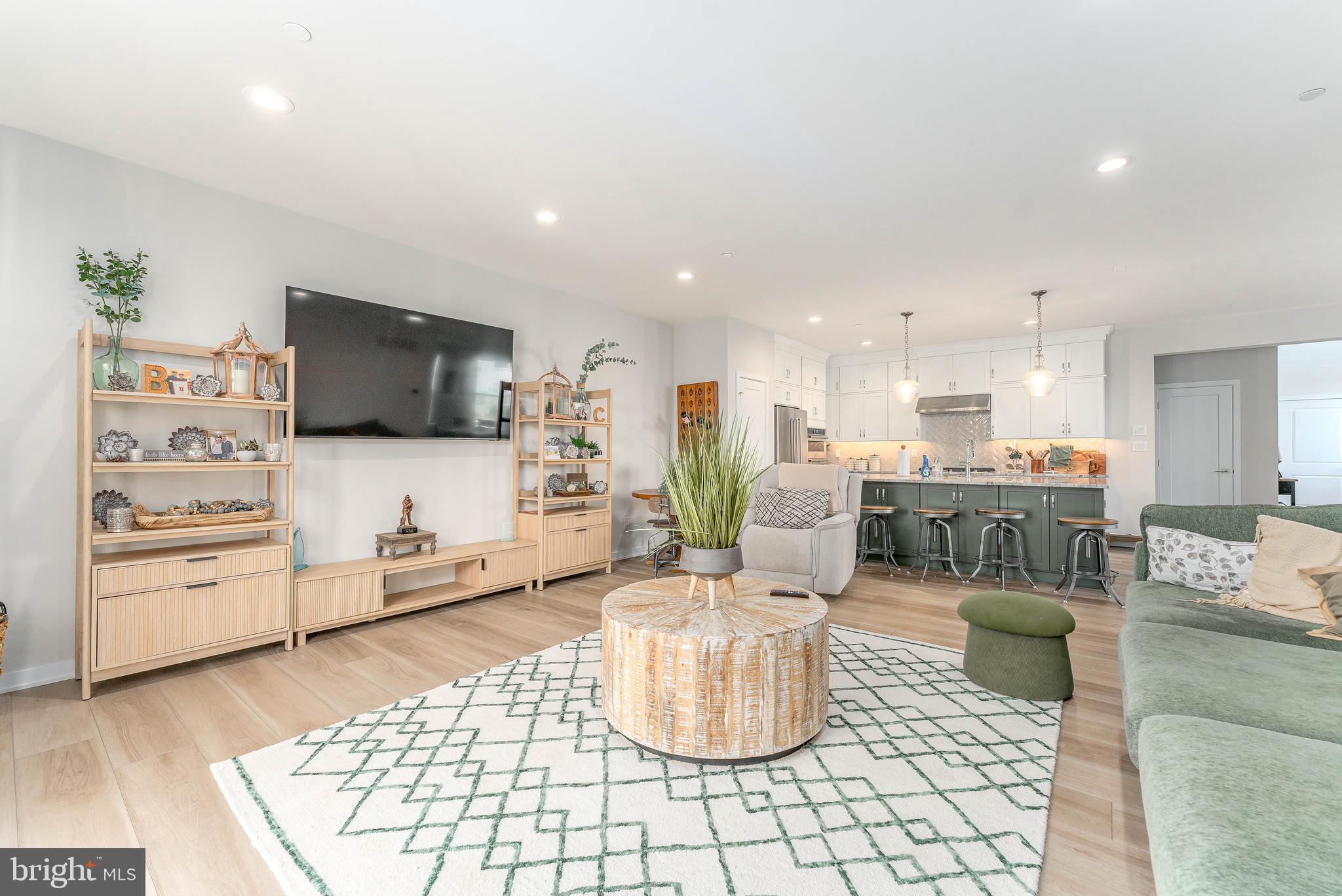 FRANKLIN STATION - Residential