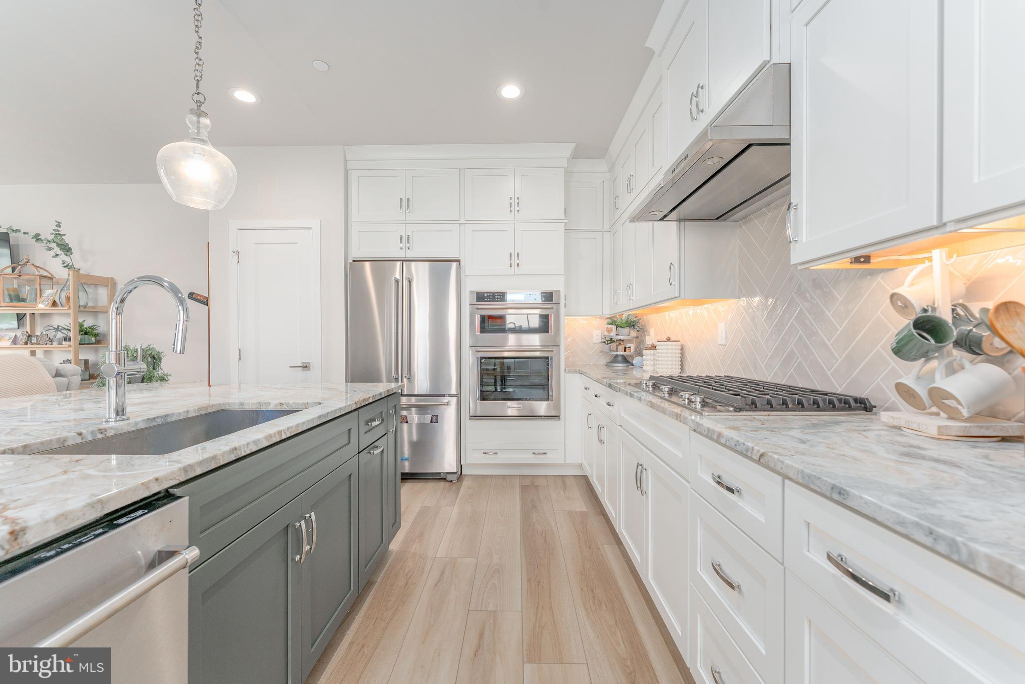 FRANKLIN STATION - Residential