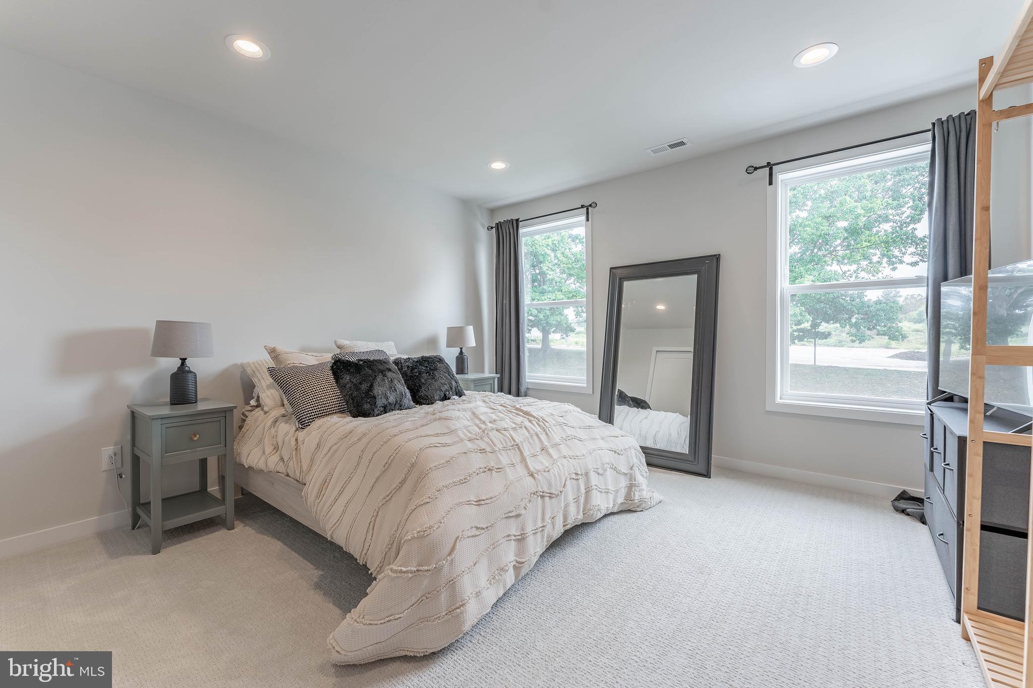 FRANKLIN STATION - Residential