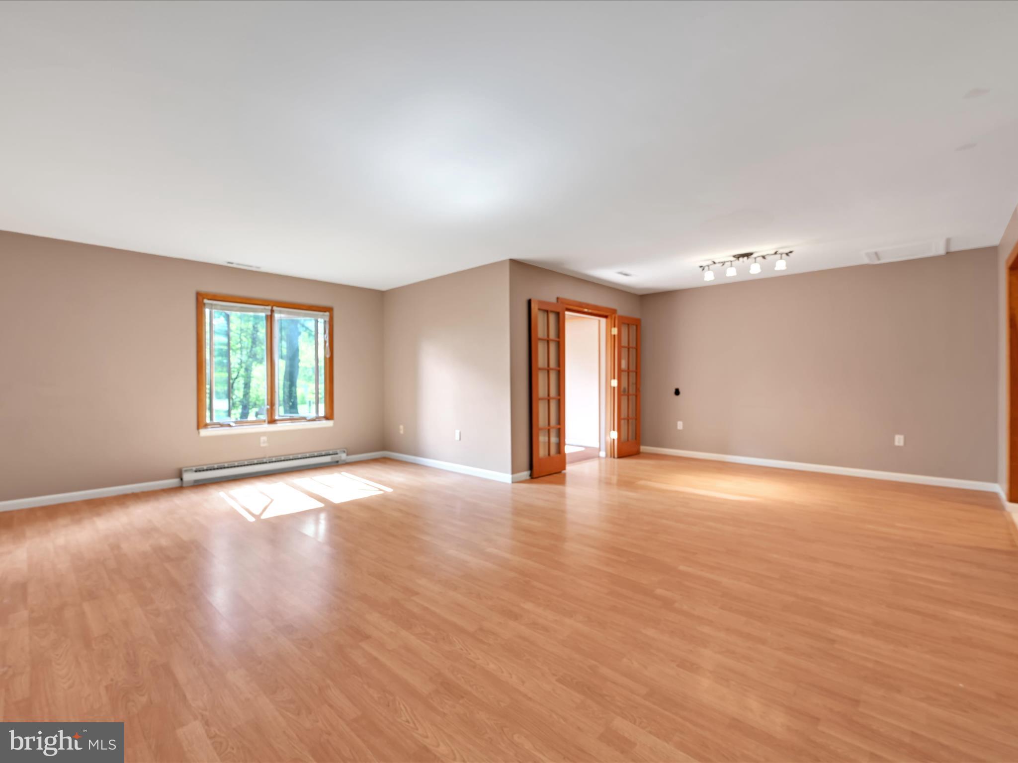 PINE BROOK - Residential