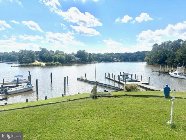 SILVER SANDS - Residential Lease