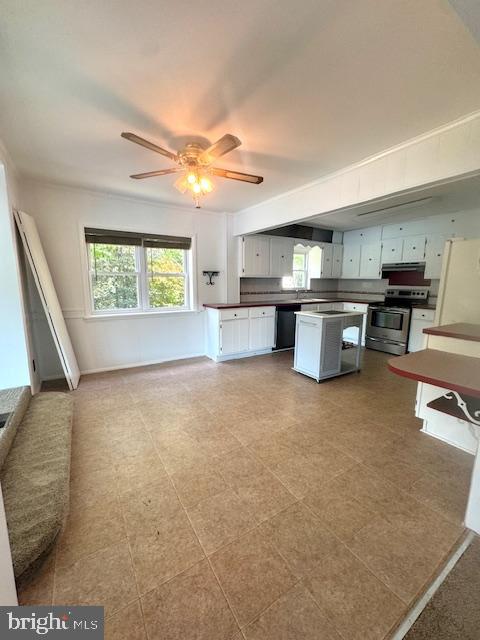 SILVER SANDS - Residential Lease