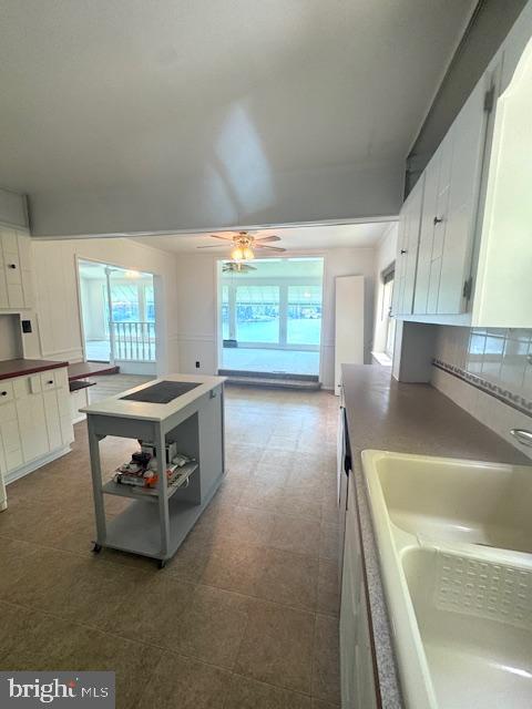 SILVER SANDS - Residential Lease