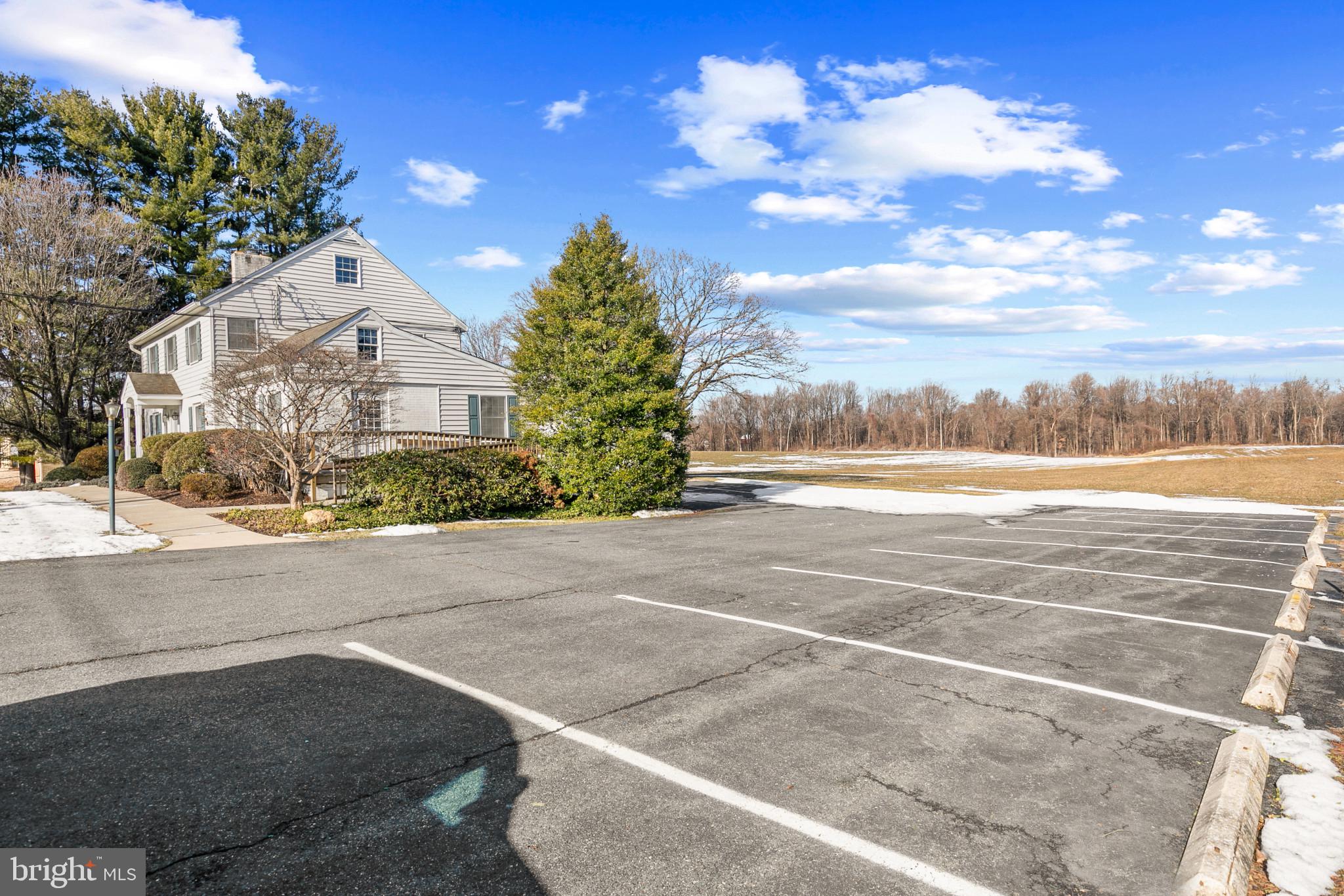 1714 JARRETTSVILLE ROAD