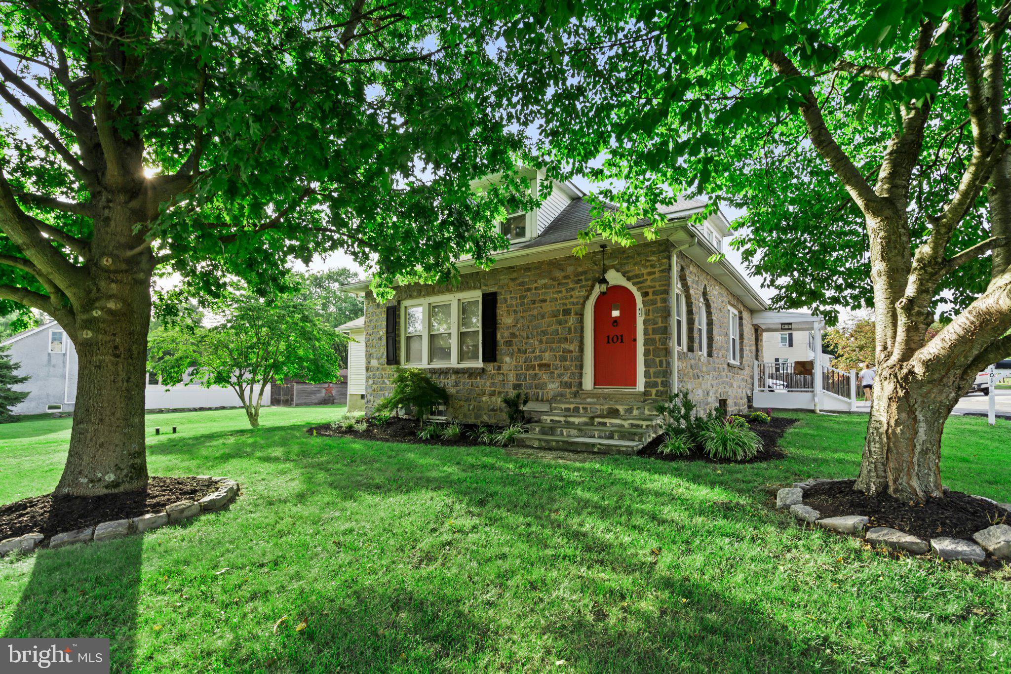 101 SUNNYSIDE AVENUE