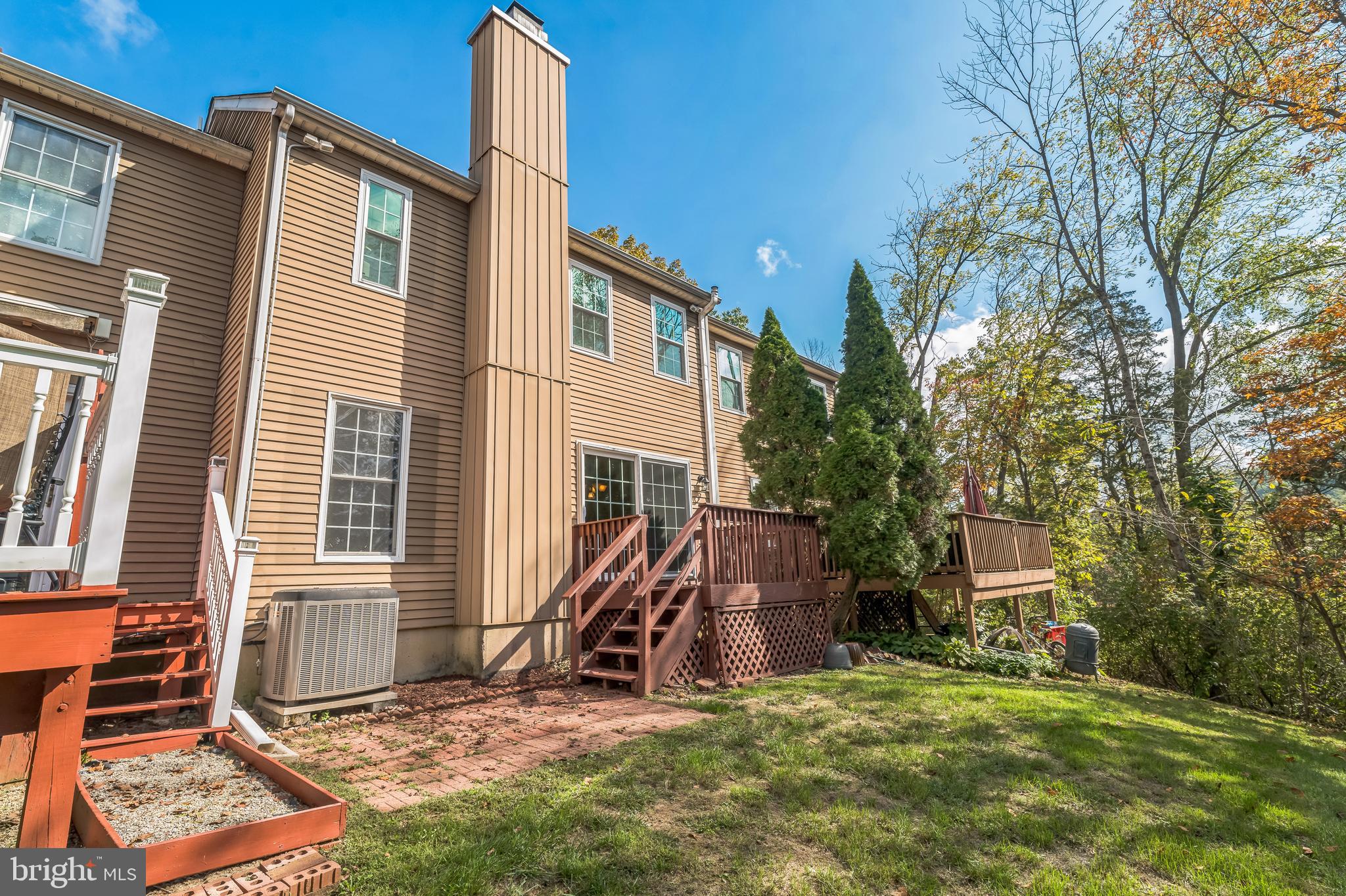 SPRING MOUNT - Residential