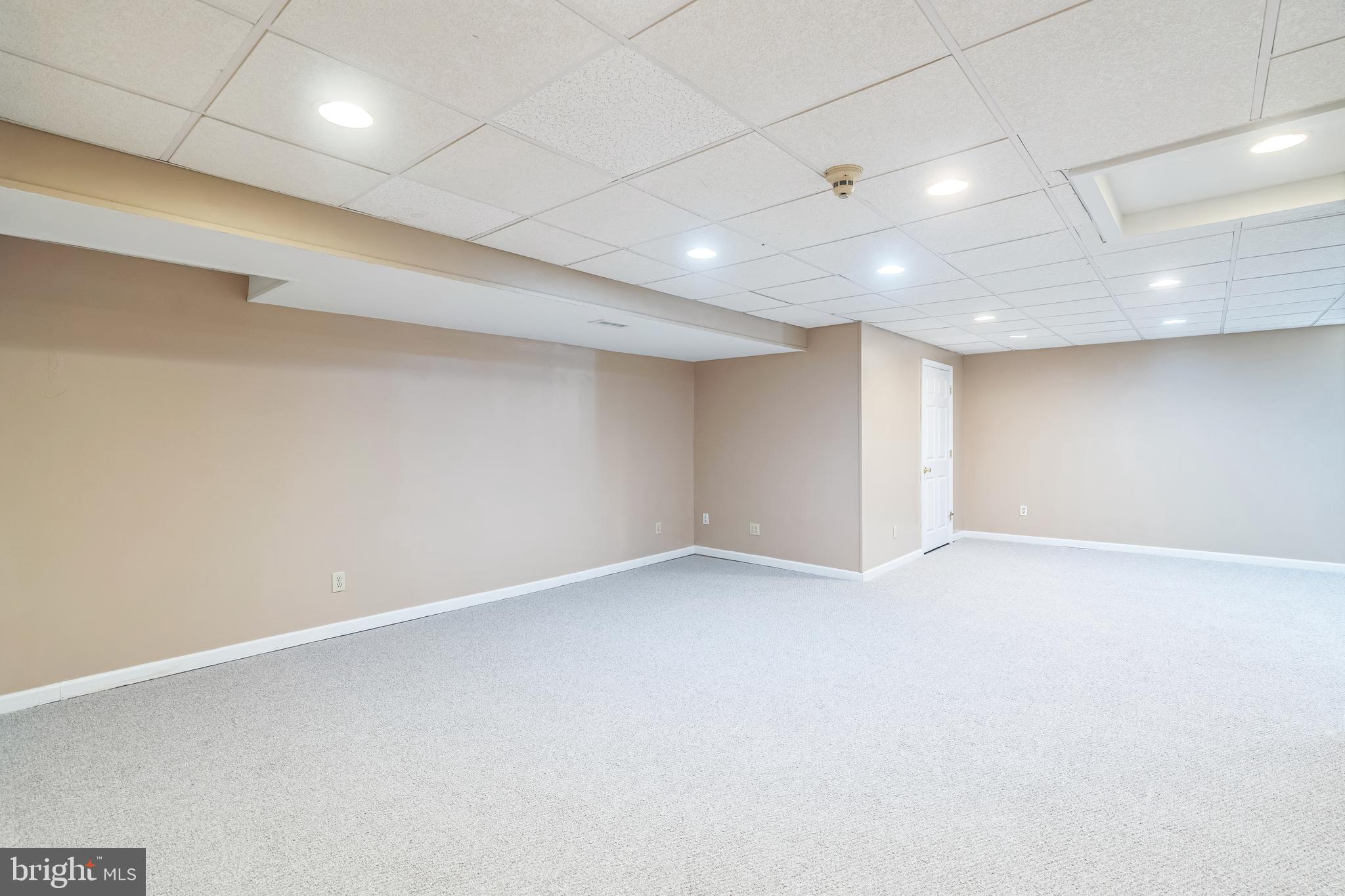 SPRING MOUNT - Residential