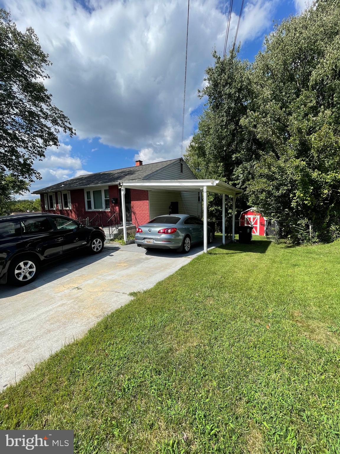 LANHAM WOODS - Residential