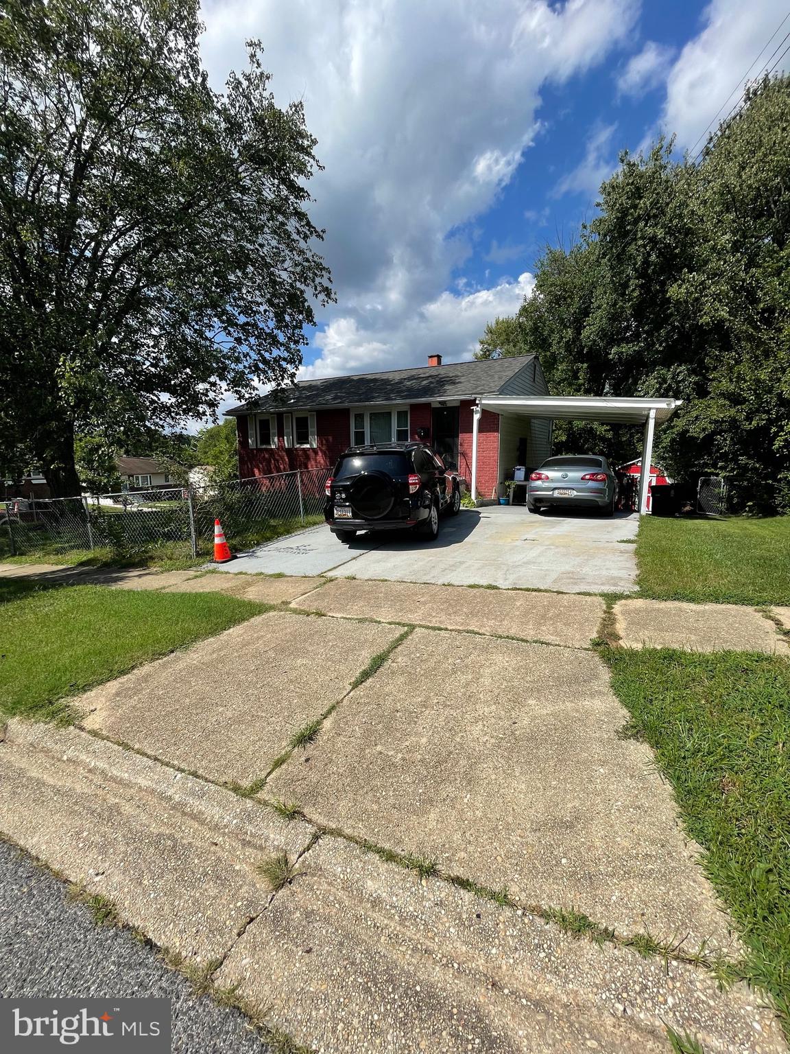 LANHAM WOODS - Residential