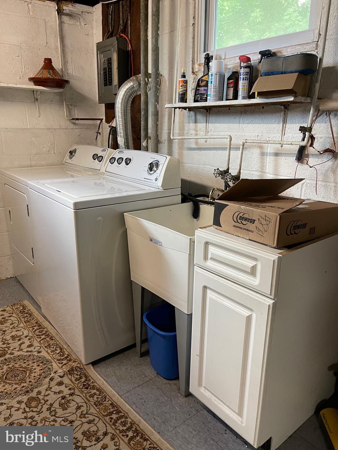 LANHAM WOODS - Residential