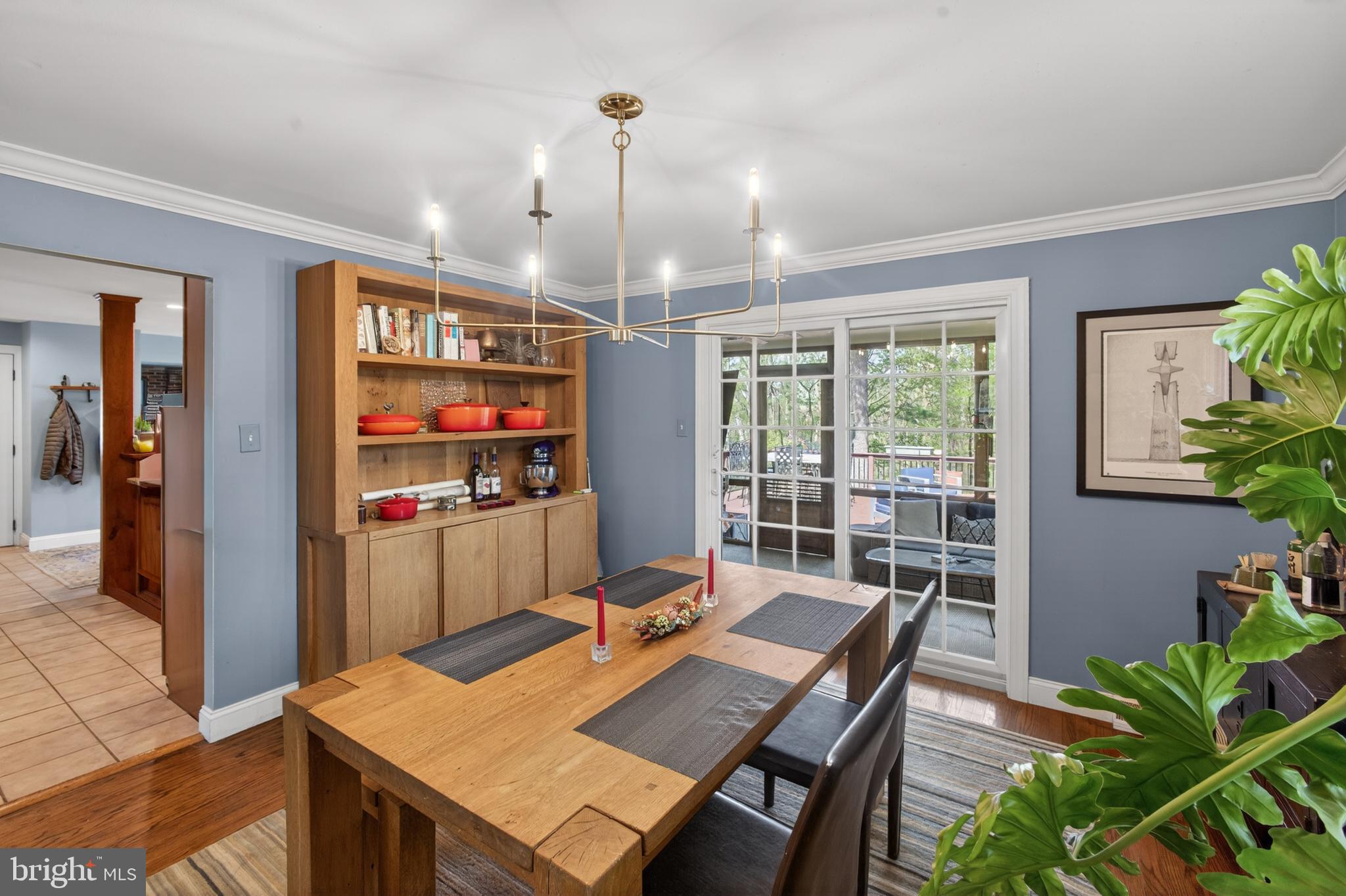 THE PINES - Residential