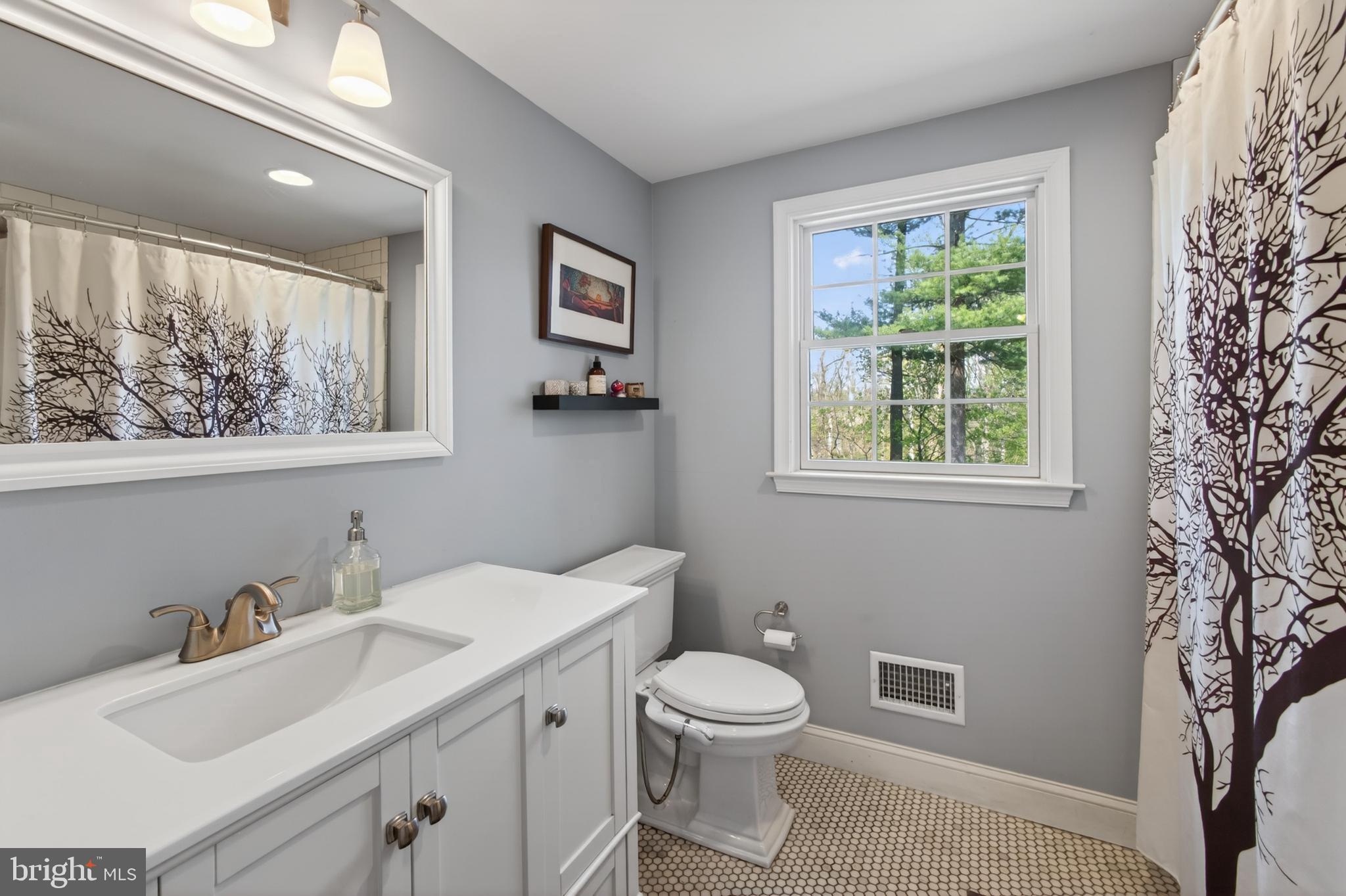 THE PINES - Residential