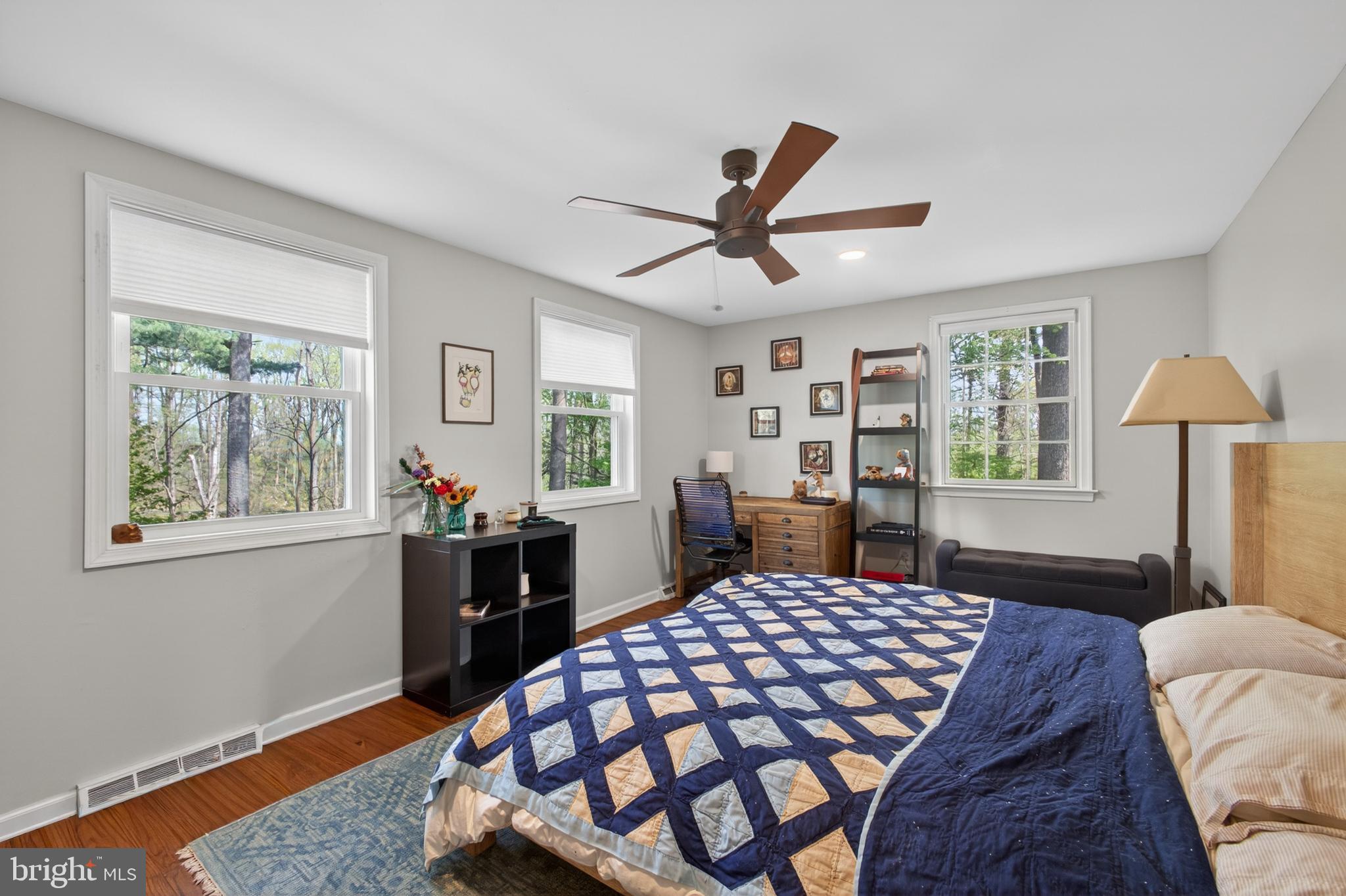 THE PINES - Residential