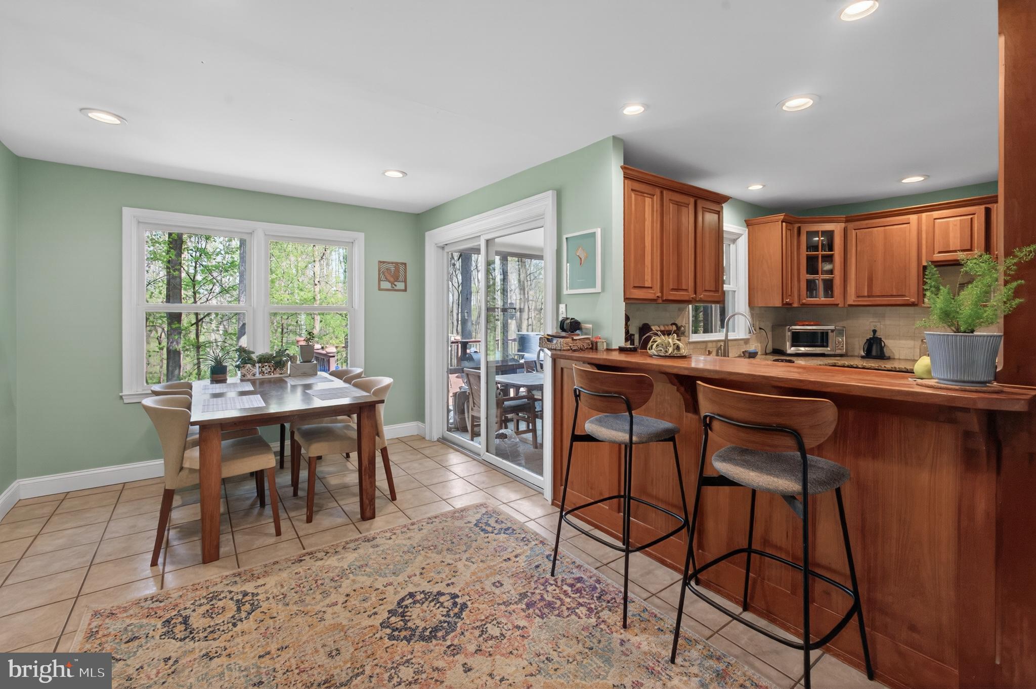 THE PINES - Residential