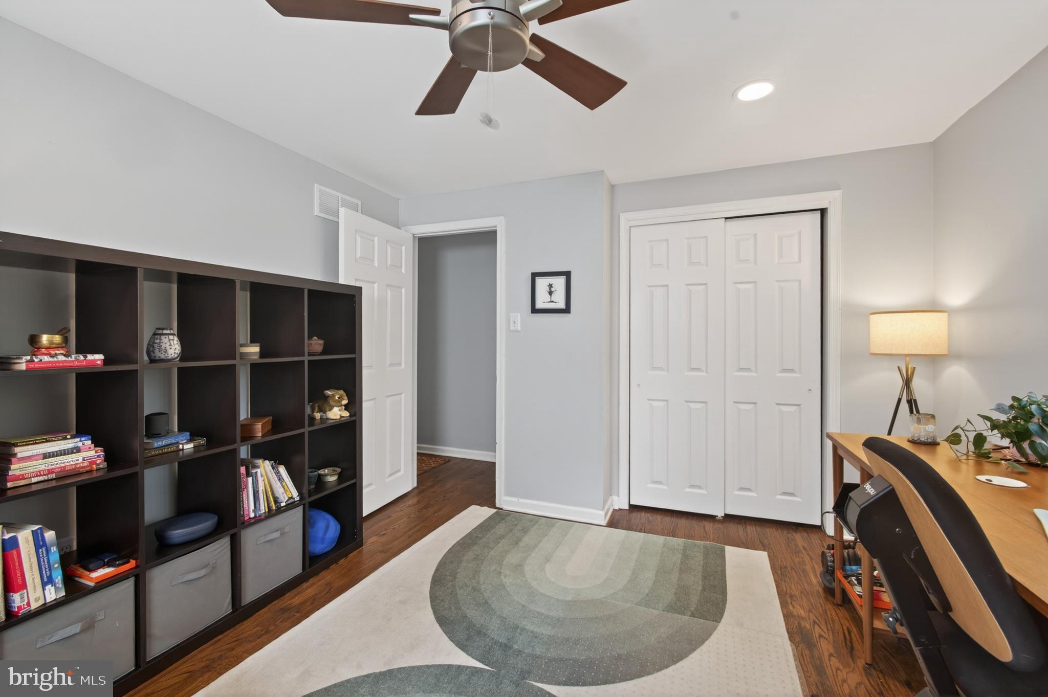 THE PINES - Residential