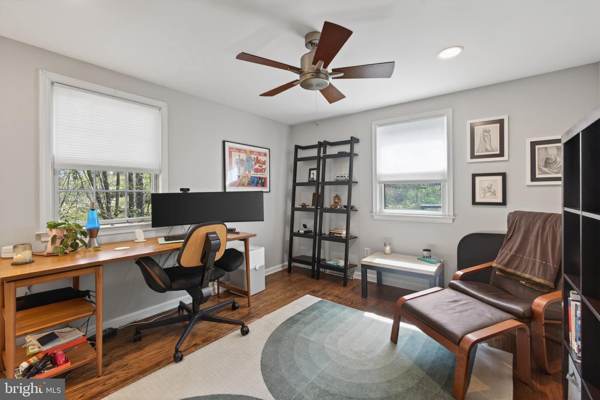 THE PINES - Residential