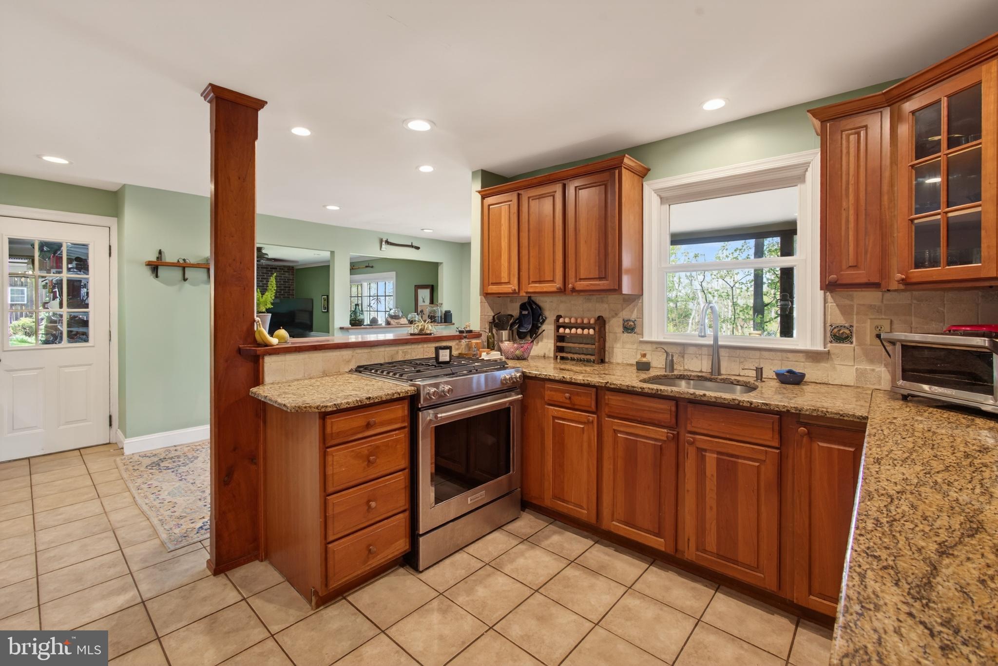 THE PINES - Residential