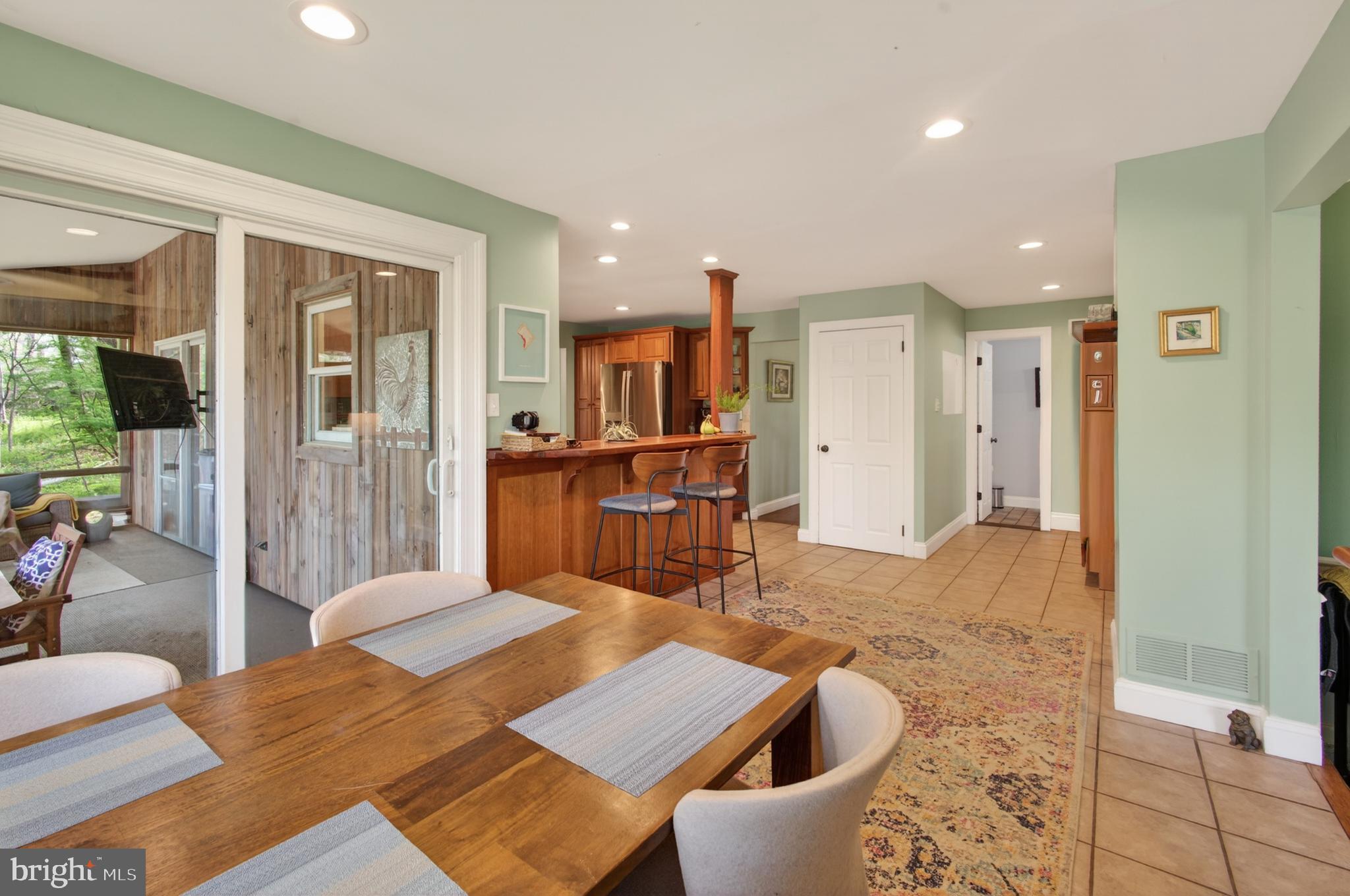 THE PINES - Residential