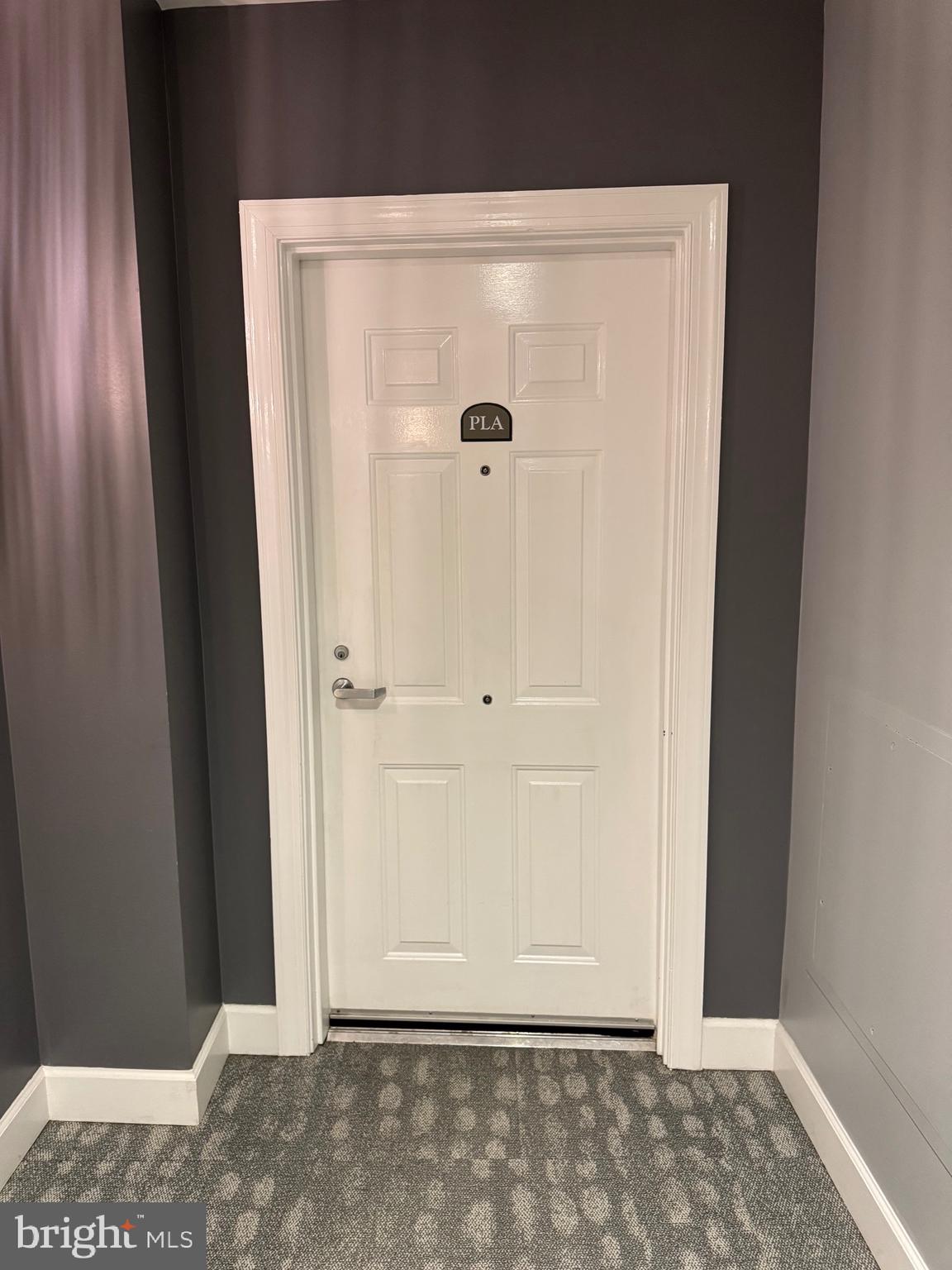 413 STUART CIRCLE PLA