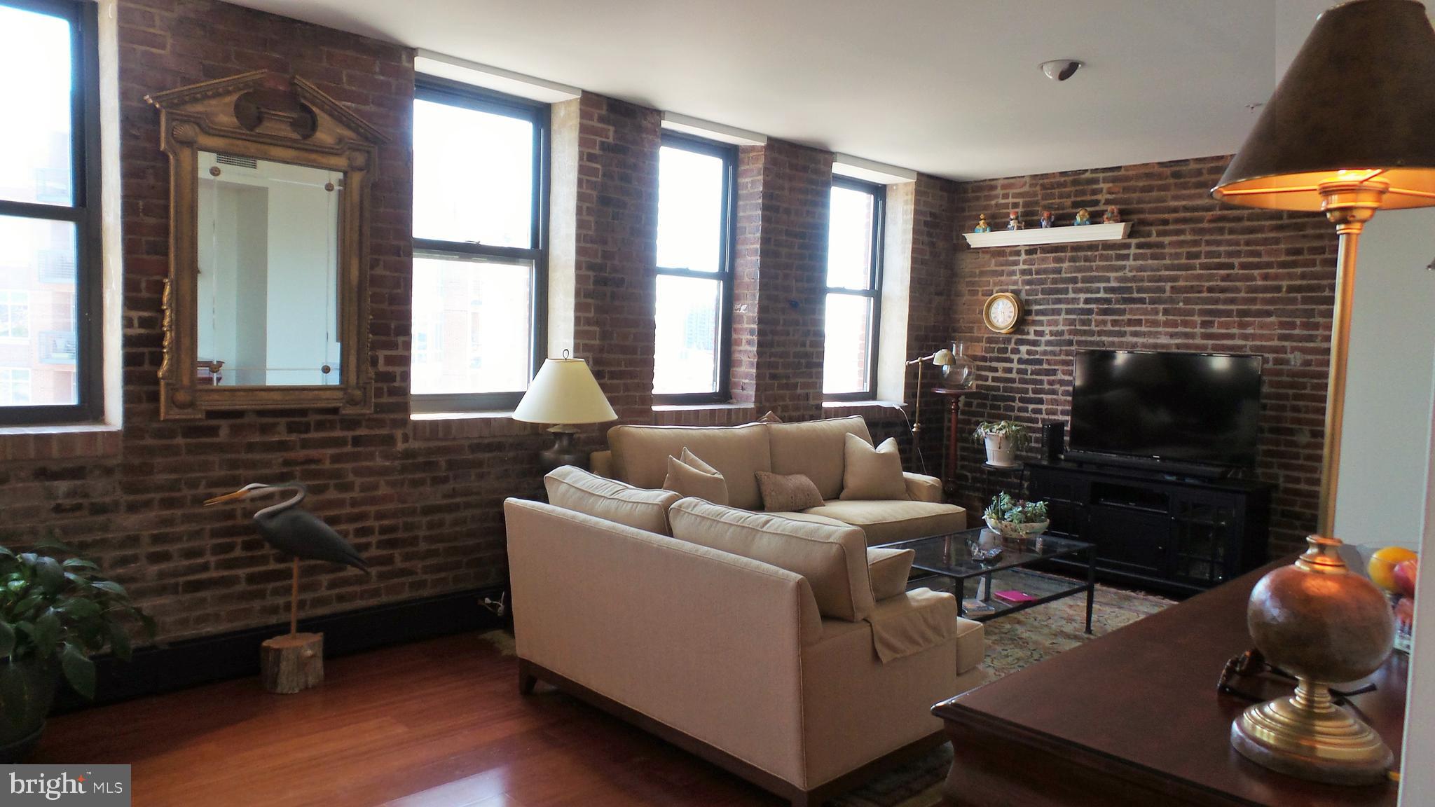FELLS POINT HISTORIC DISTRICT - Residential Lease