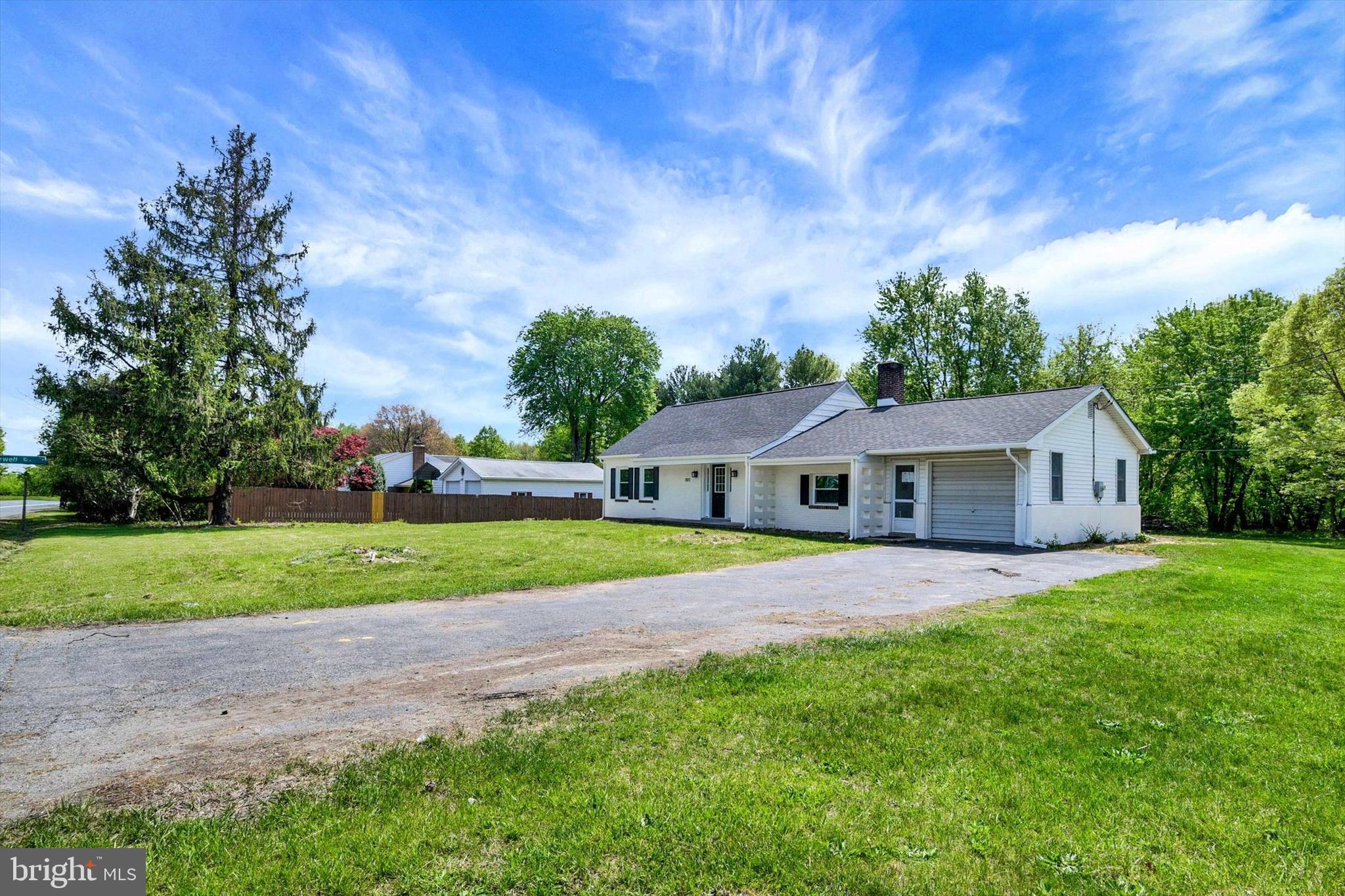 3523 LEVEL ROAD