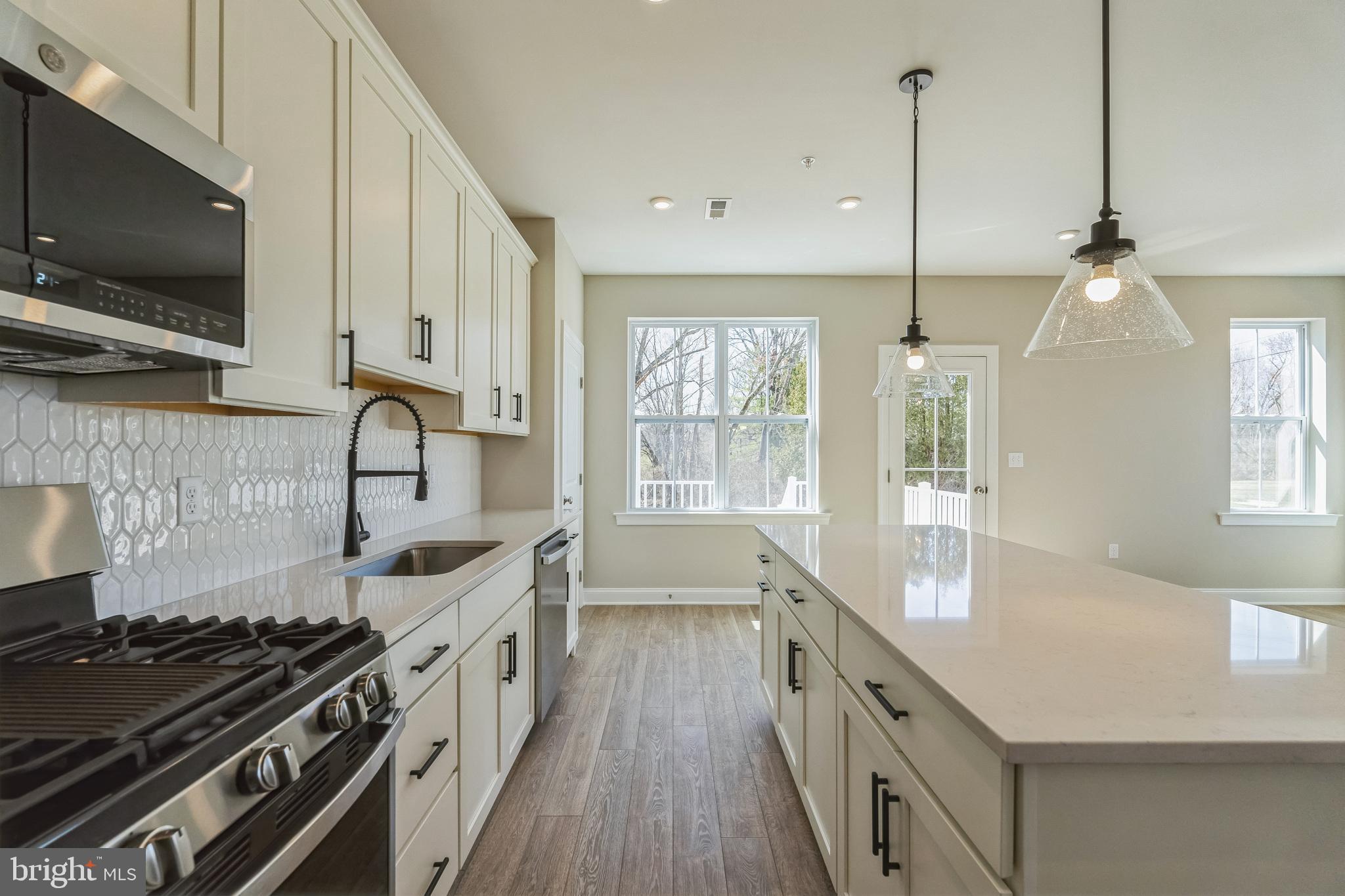 IRONWOOD - Residential Lease