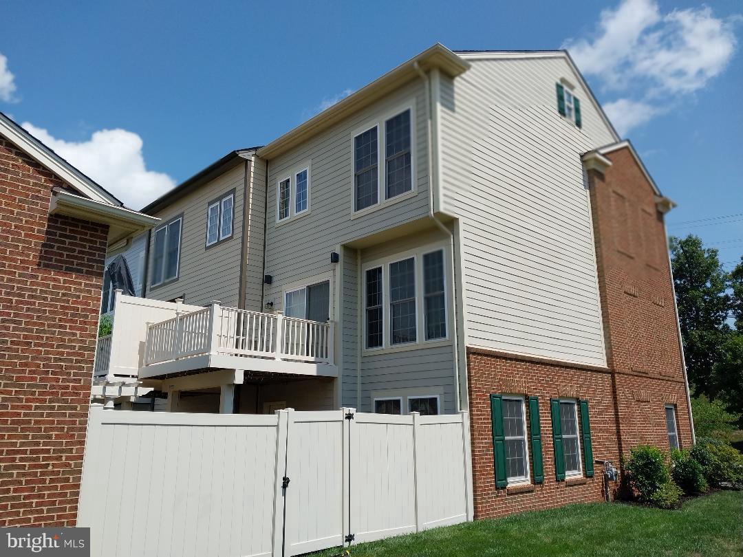 OAKLAWN - Residential Lease