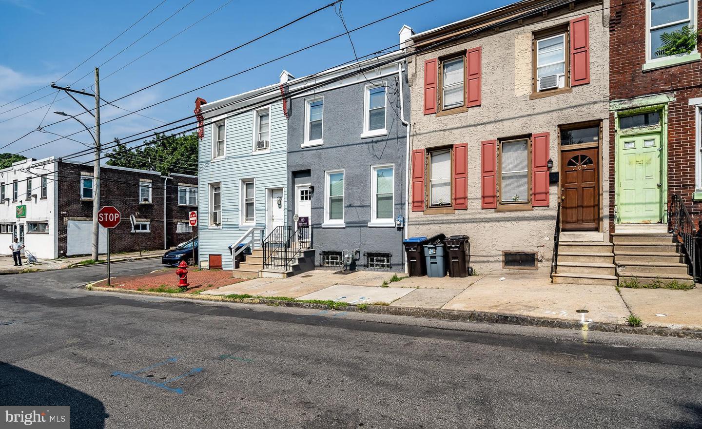 703 ARCH STREET