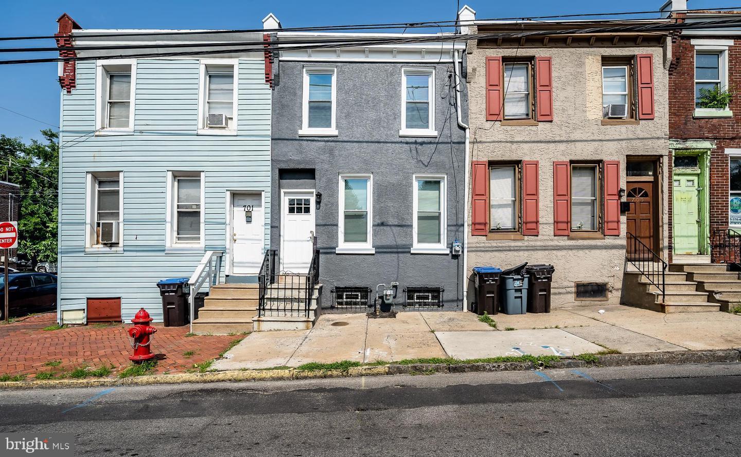 703 ARCH STREET