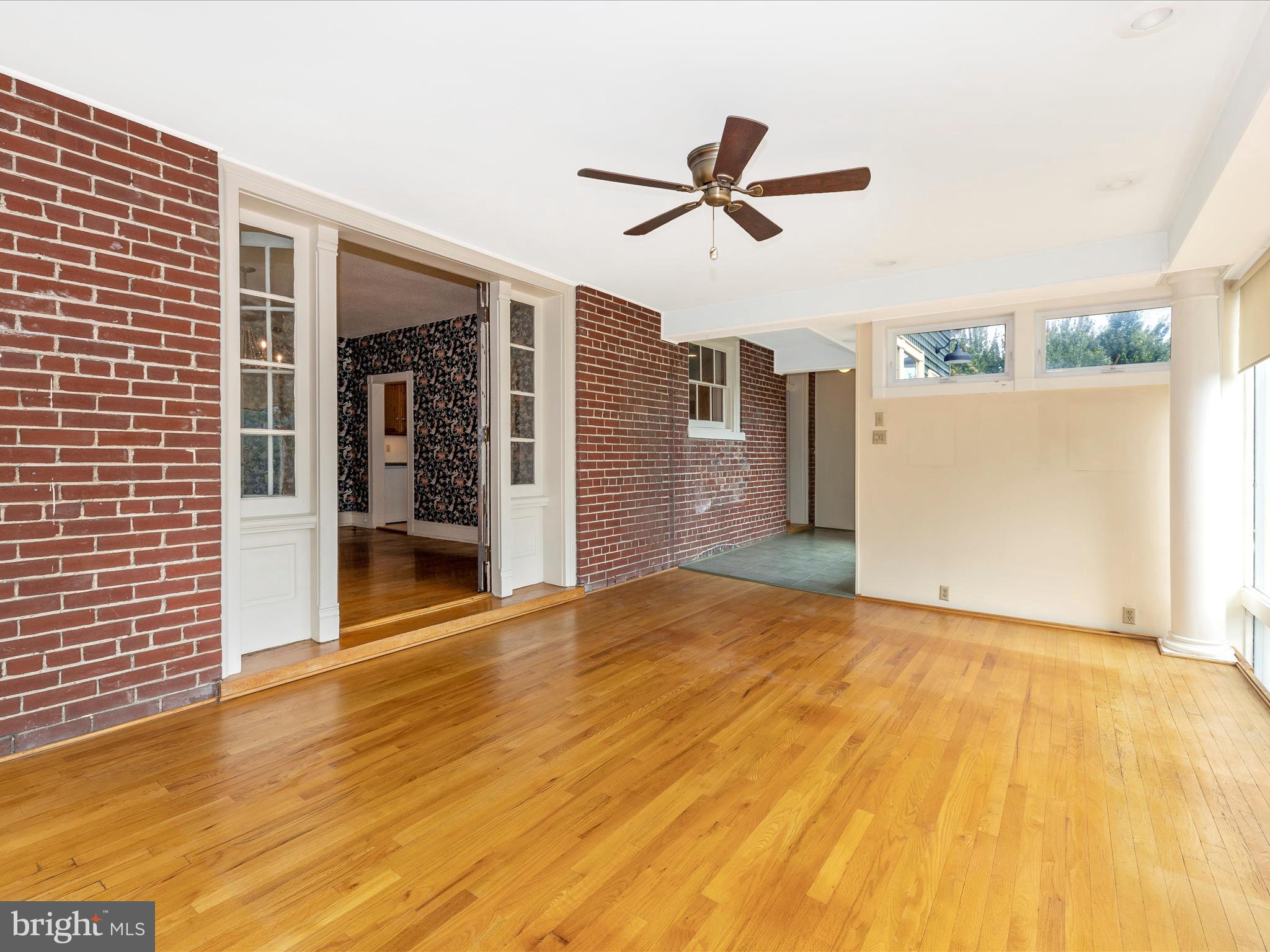 OAK HILL - Residential