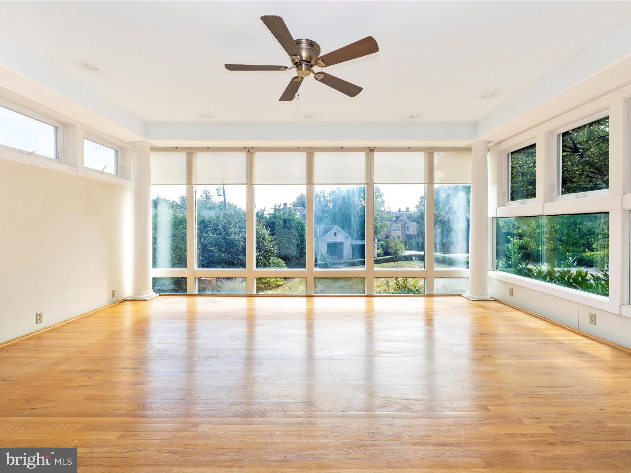 OAK HILL - Residential