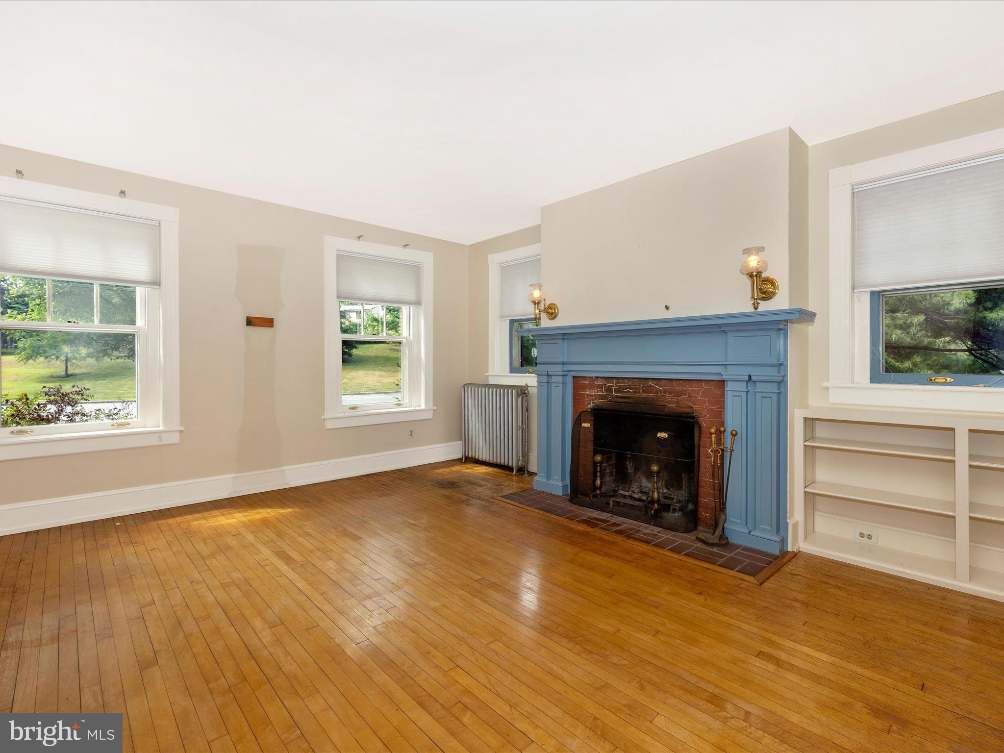 OAK HILL - Residential