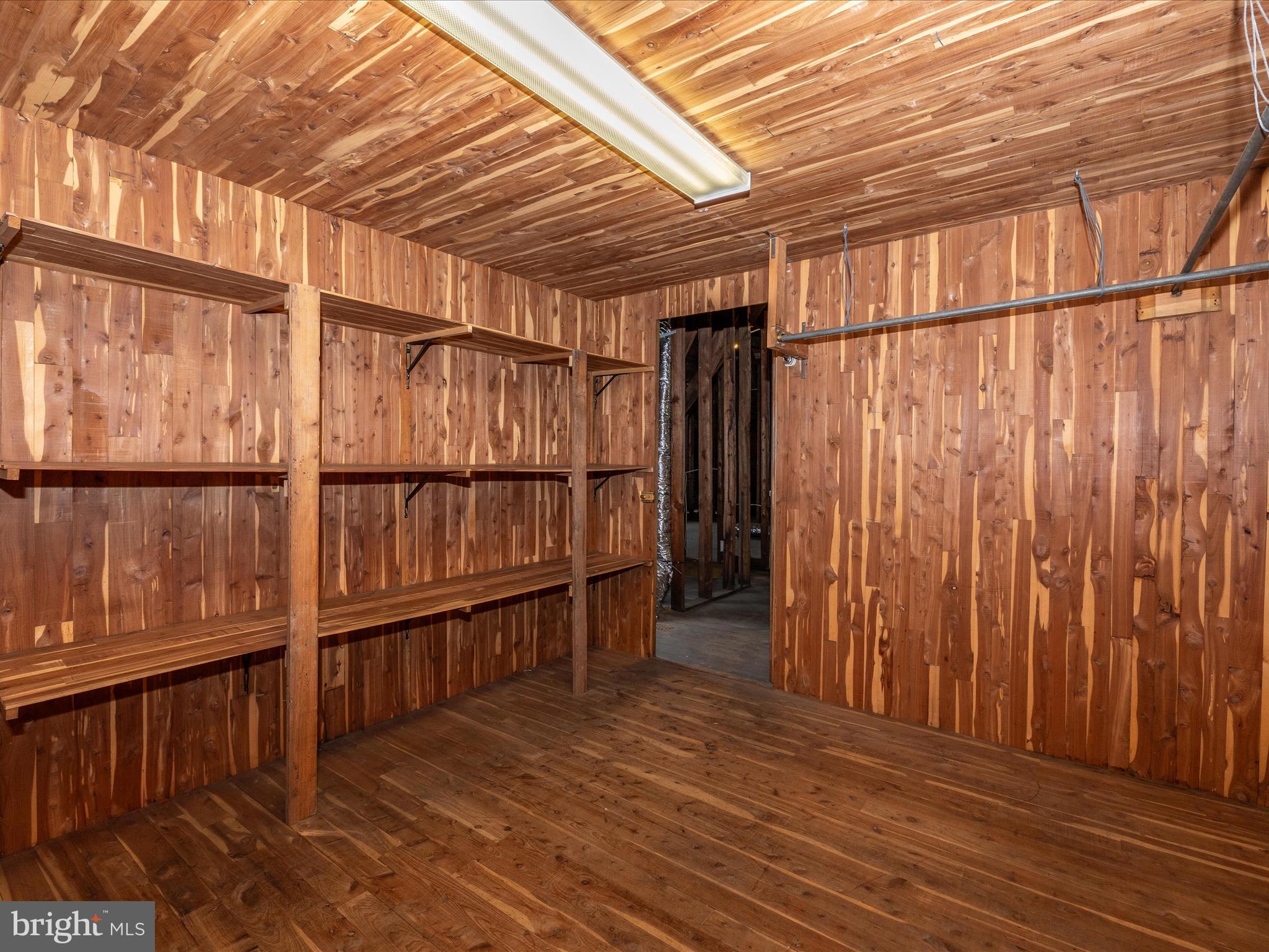 OAK HILL - Residential