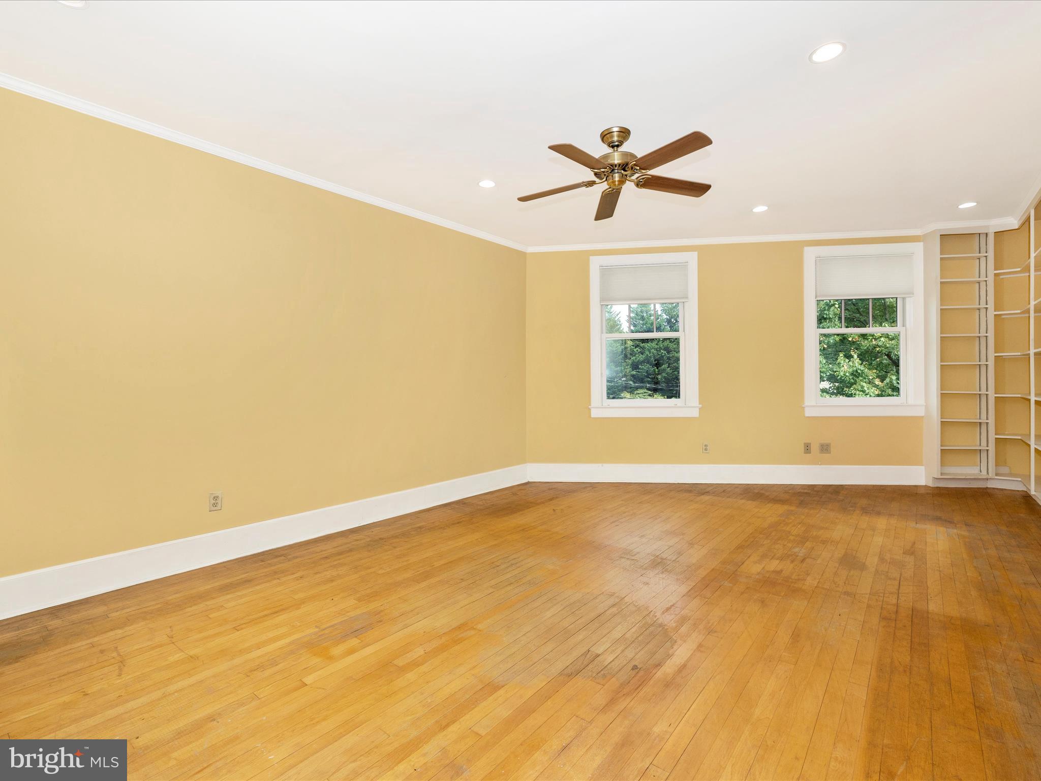 OAK HILL - Residential