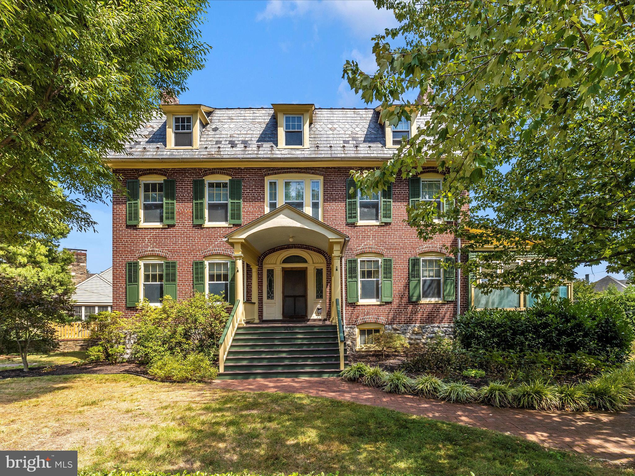 OAK HILL - Residential