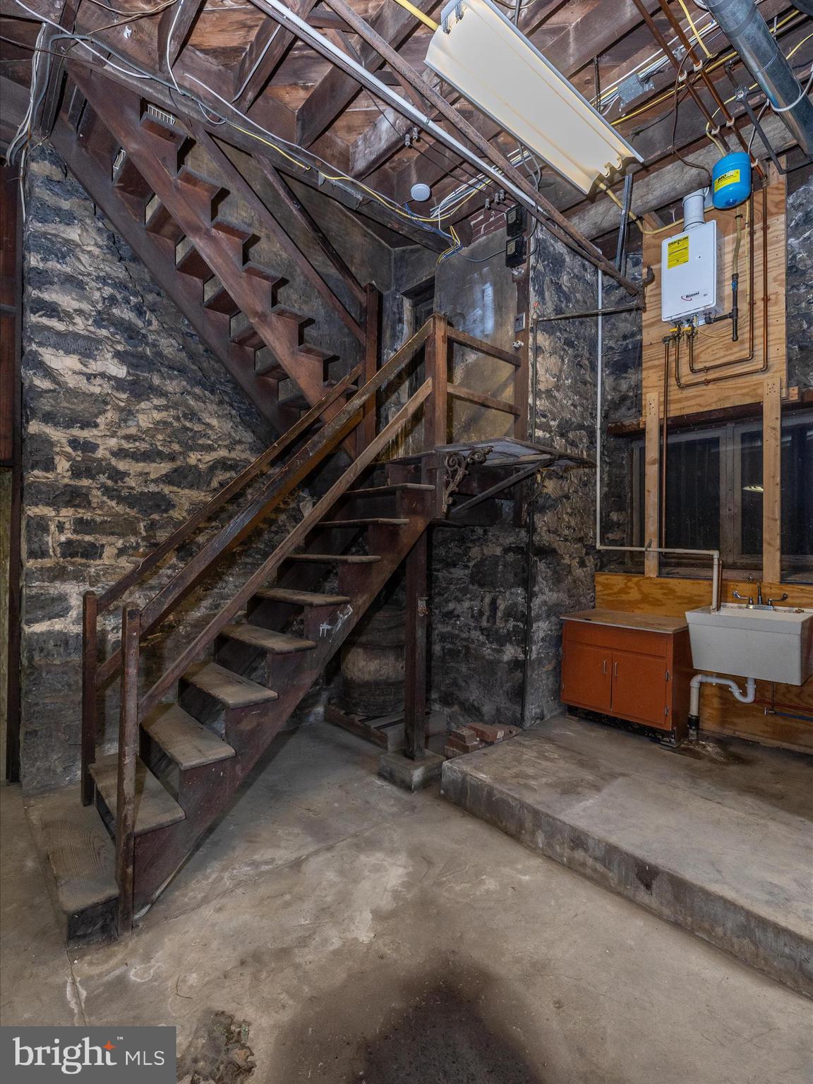 OAK HILL - Residential