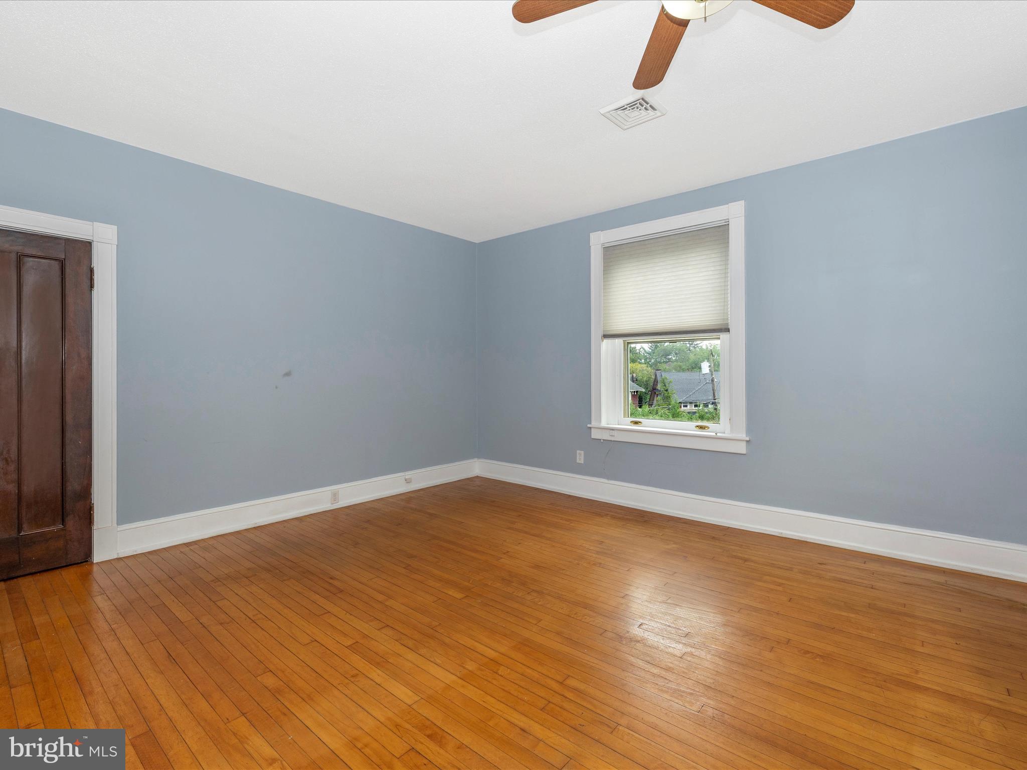 OAK HILL - Residential