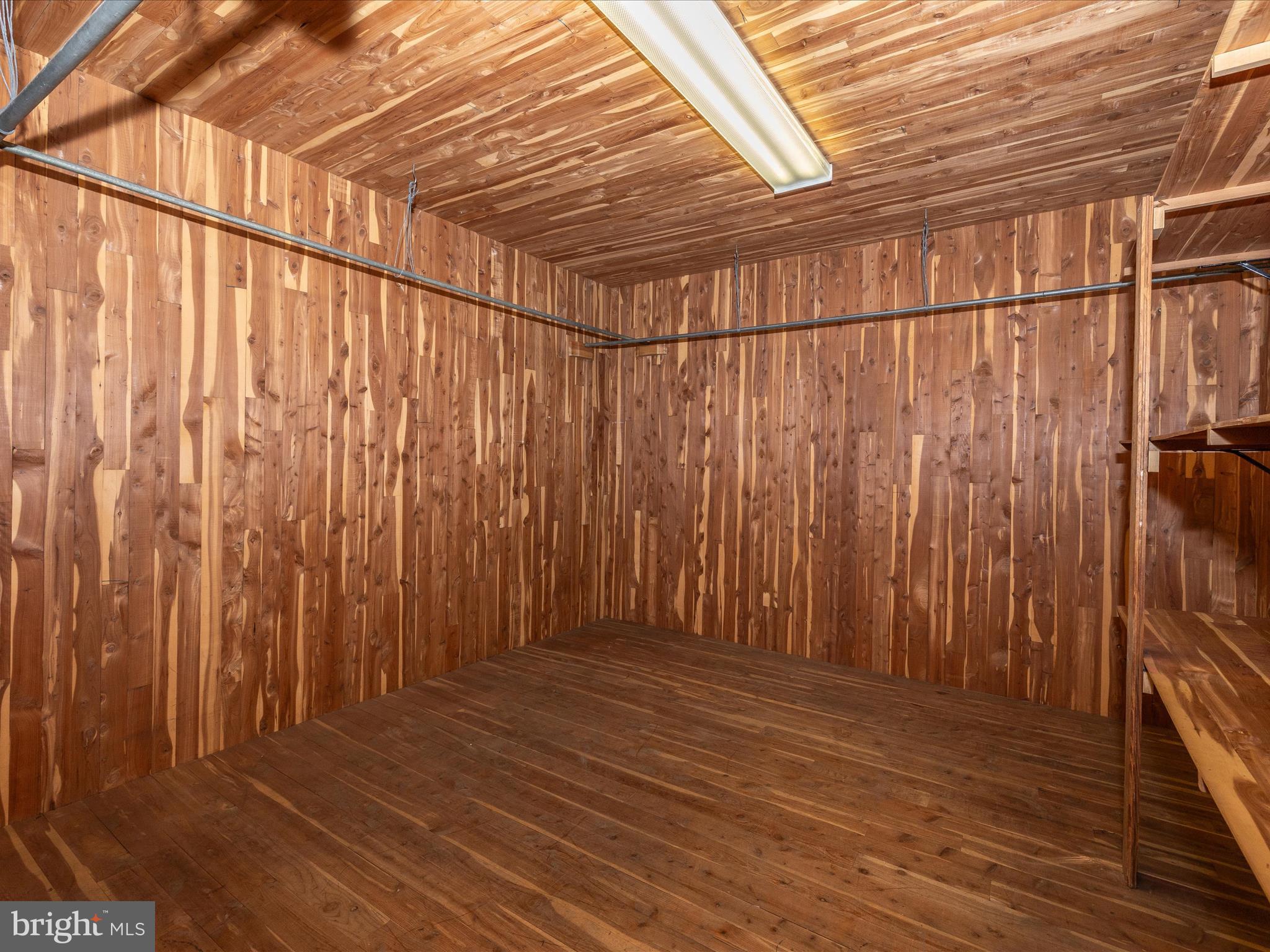 OAK HILL - Residential