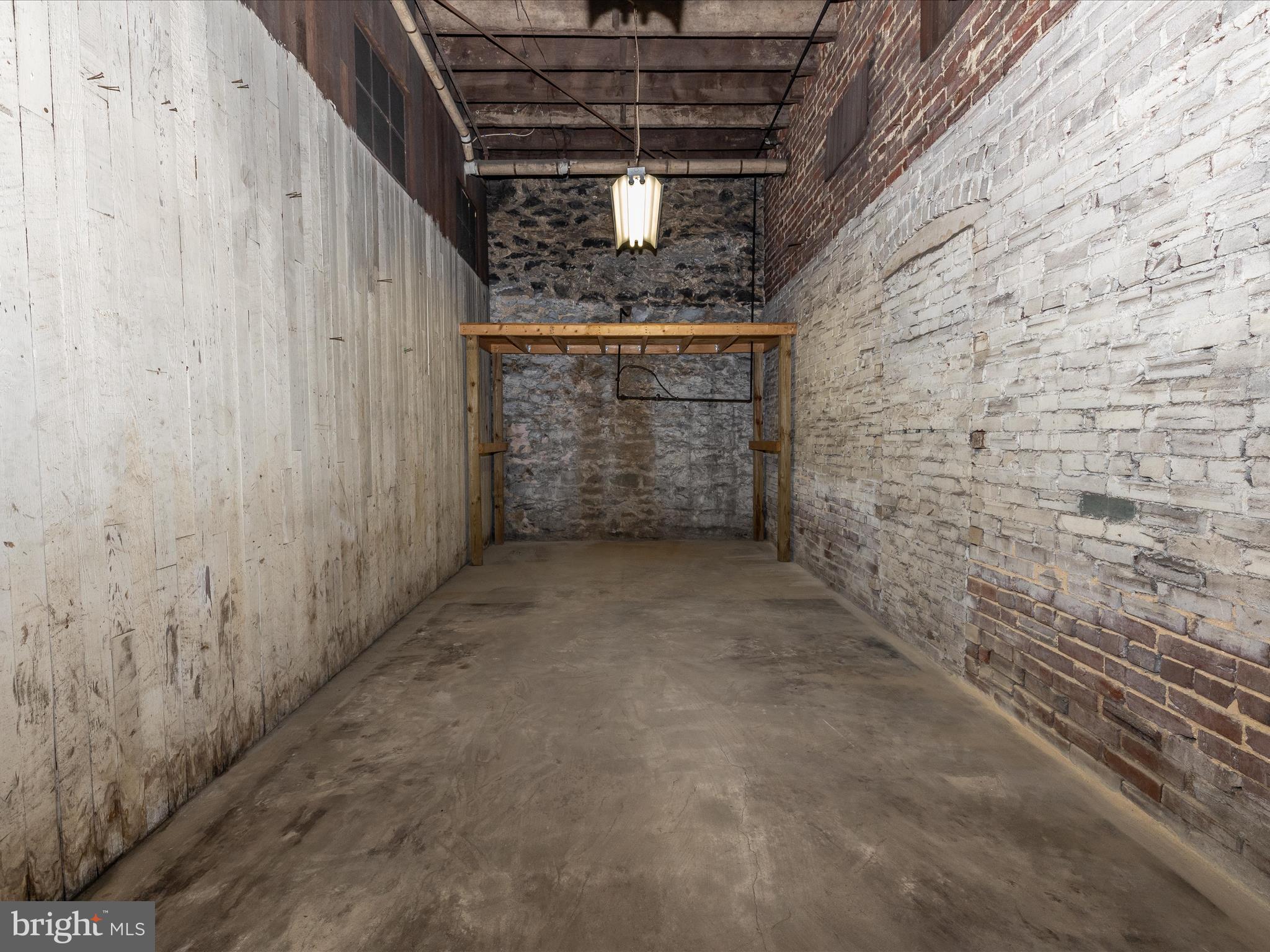 OAK HILL - Residential