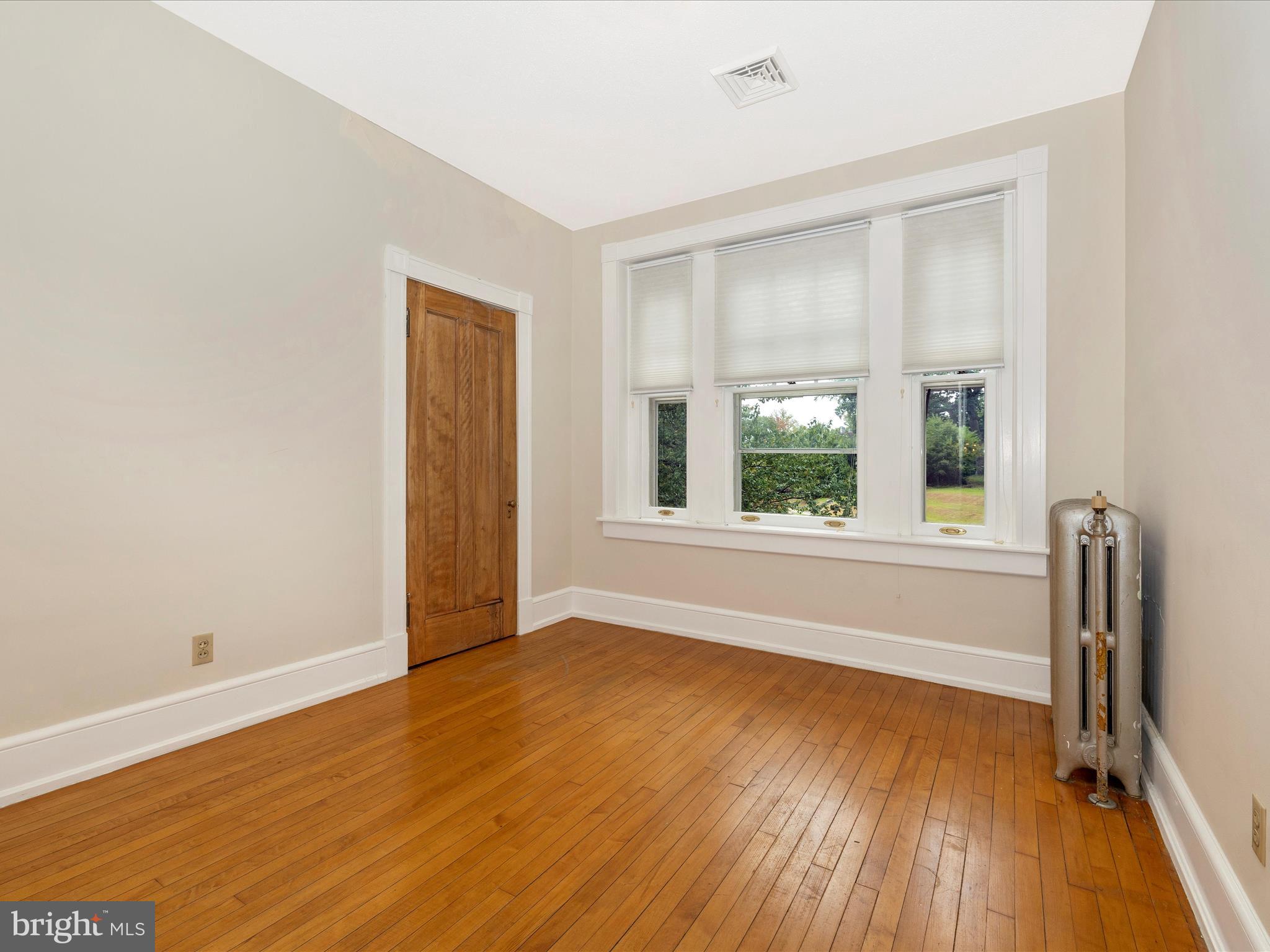 OAK HILL - Residential