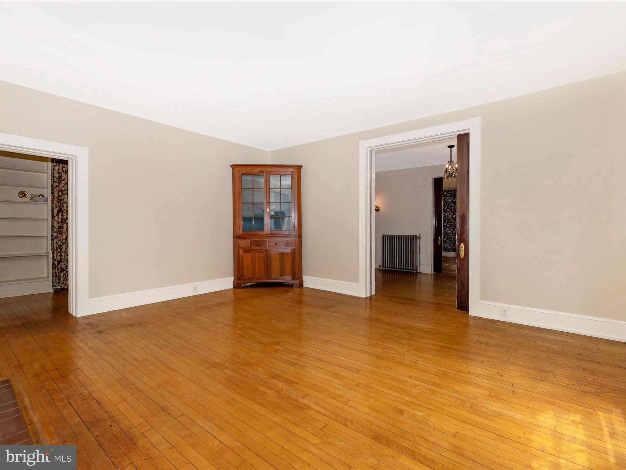 OAK HILL - Residential